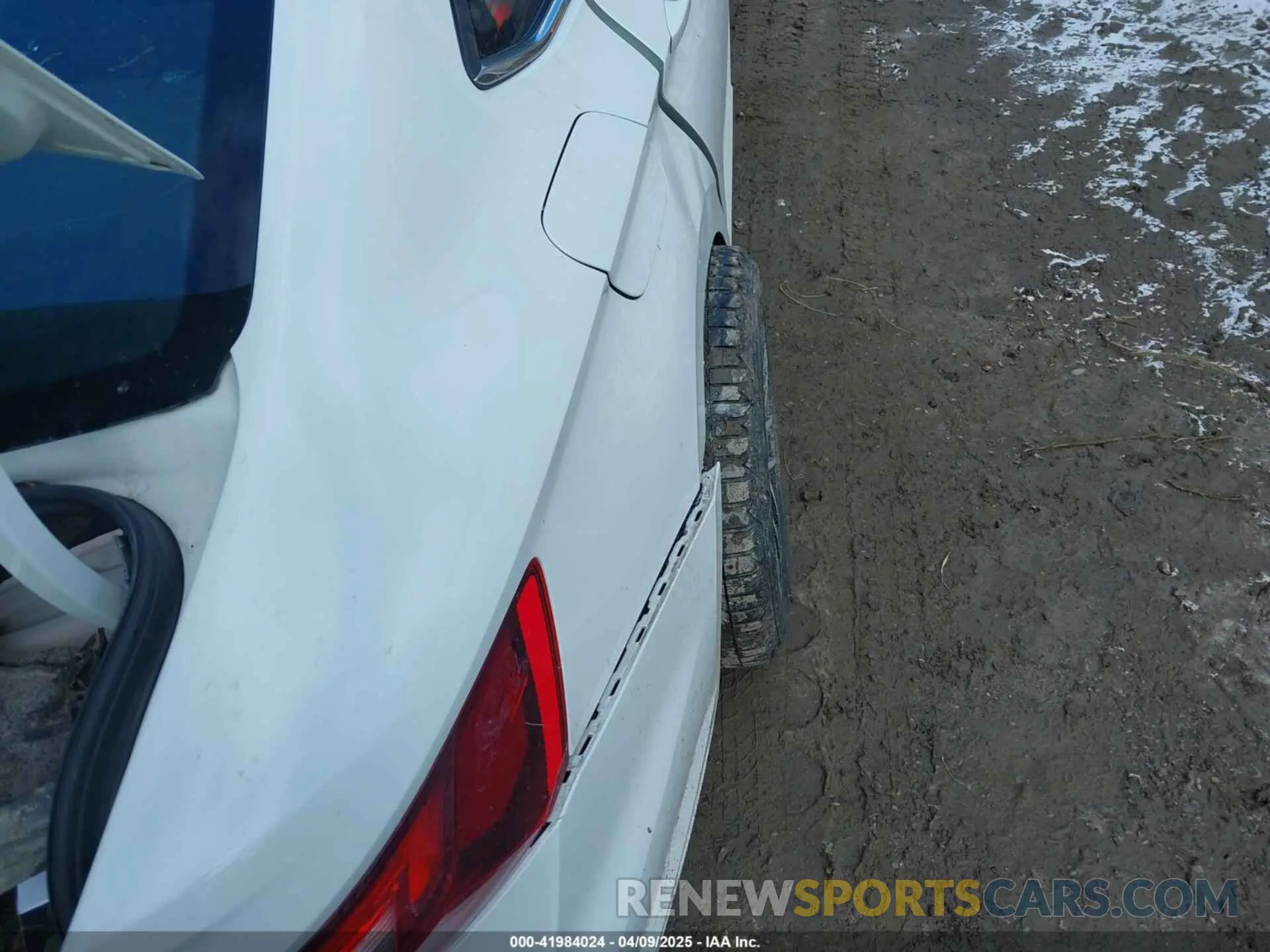 18 Photograph of a damaged car 3VWN57BU4LM035137 VOLKSWAGEN JETTA 2020