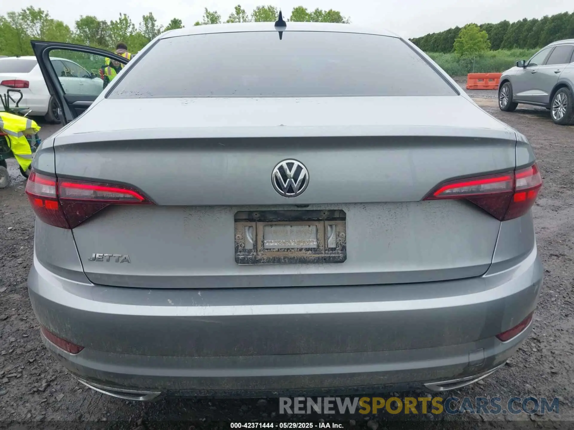 16 Photograph of a damaged car 3VWN57BU7LM014508 VOLKSWAGEN JETTA 2020