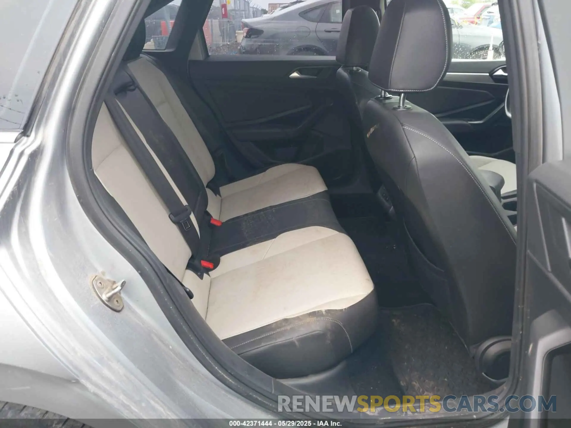 8 Photograph of a damaged car 3VWN57BU7LM014508 VOLKSWAGEN JETTA 2020