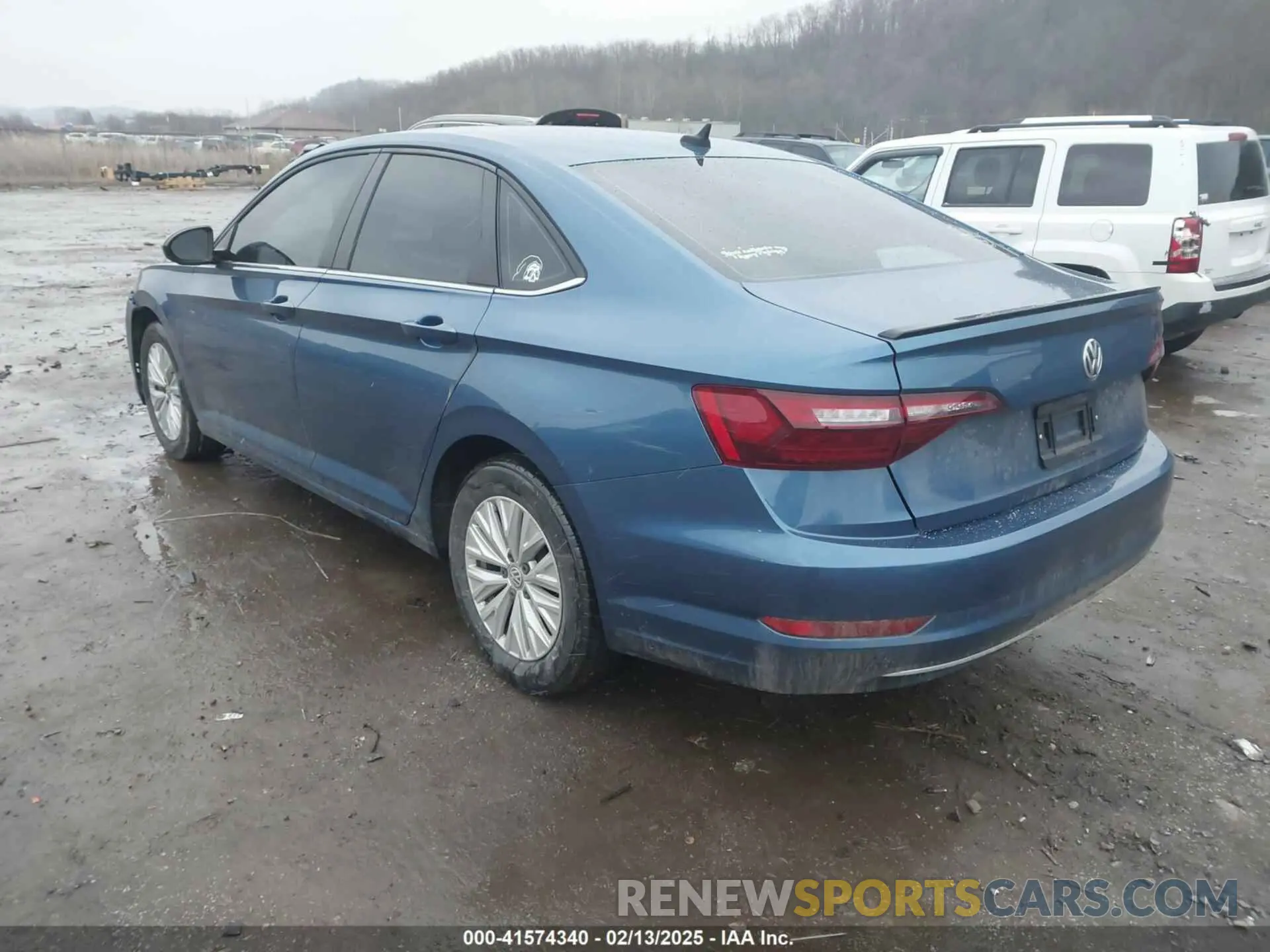 3 Photograph of a damaged car 3VWN57BU8LM064883 VOLKSWAGEN JETTA 2020
