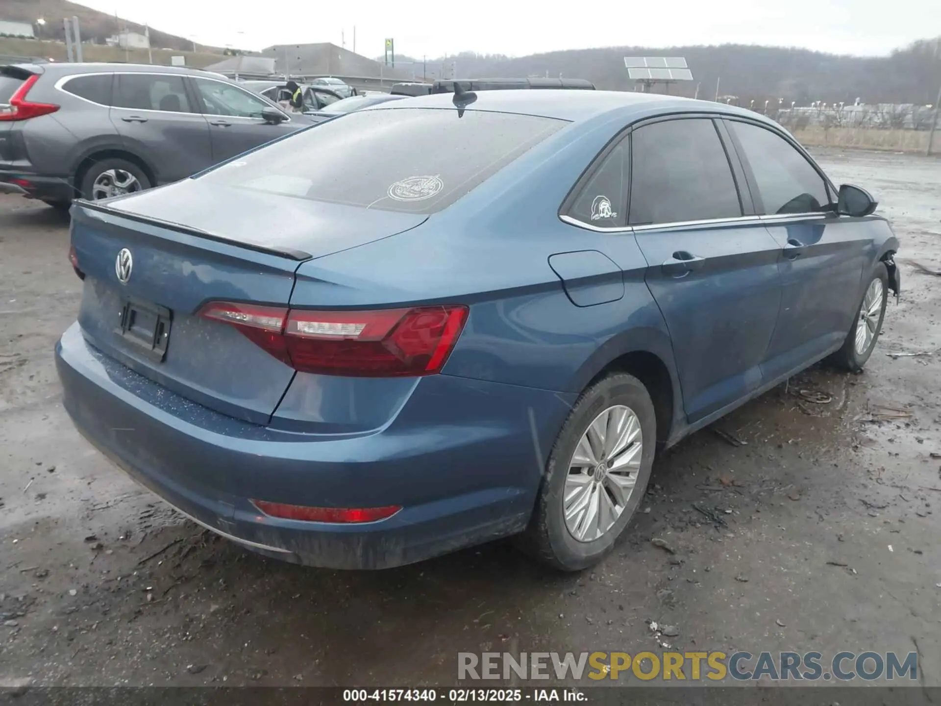 4 Photograph of a damaged car 3VWN57BU8LM064883 VOLKSWAGEN JETTA 2020