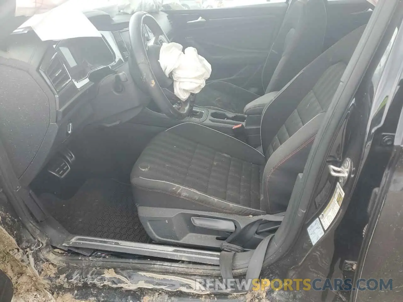 7 Photograph of a damaged car 3VW6T7BU8MM010947 VOLKSWAGEN JETTA 2021