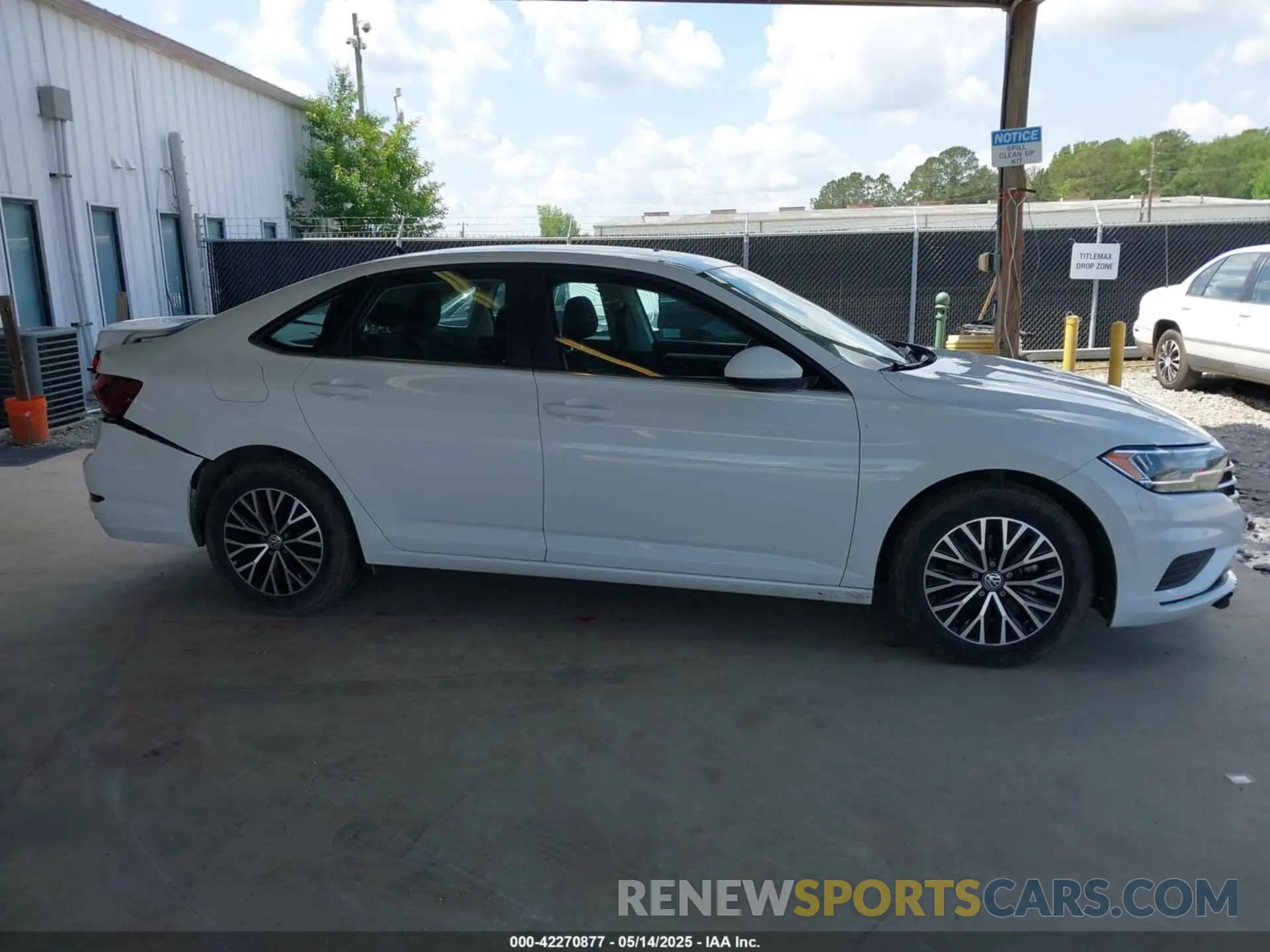13 Photograph of a damaged car 3VWC57BU0MM013922 VOLKSWAGEN JETTA 2021