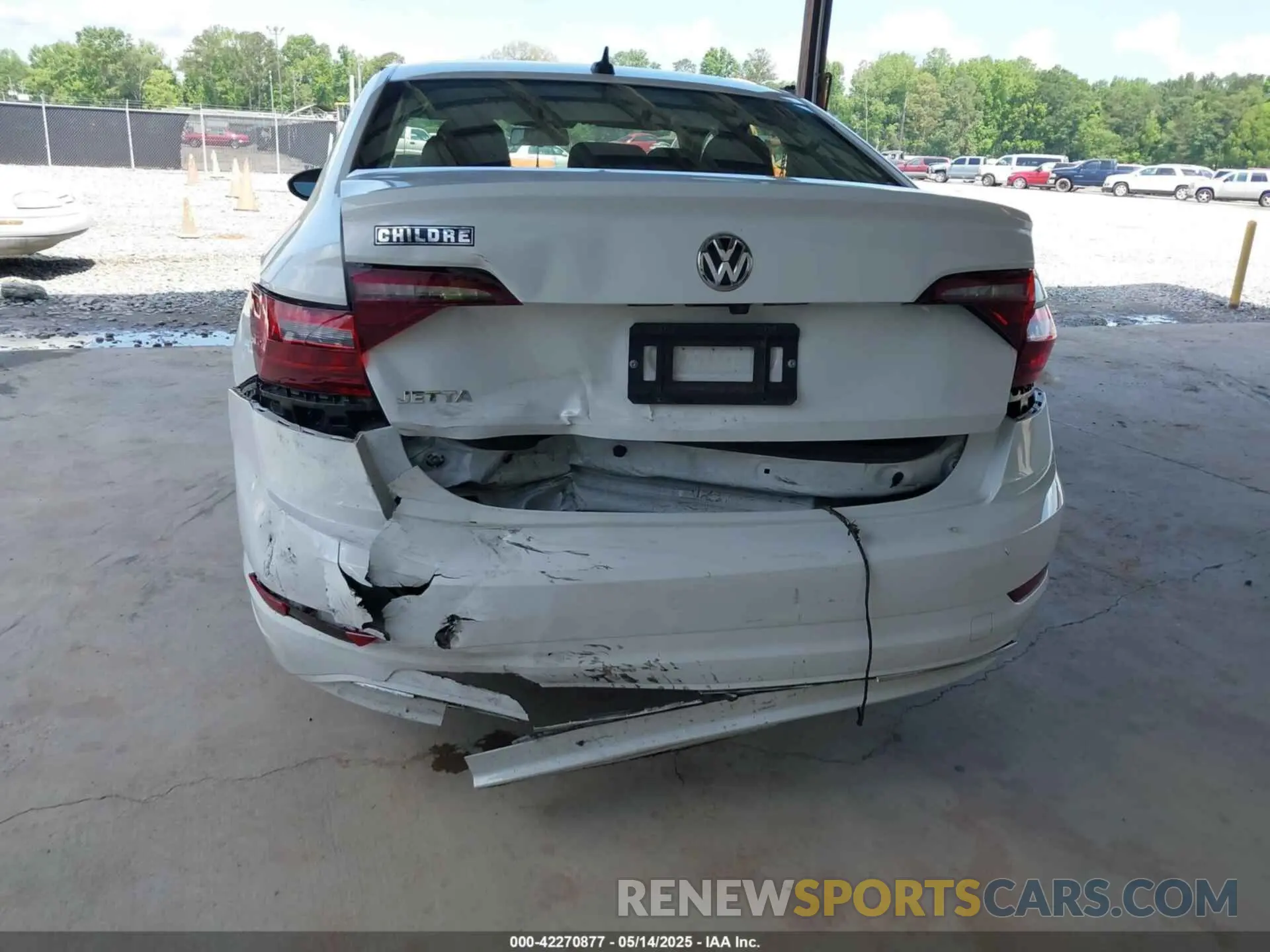 17 Photograph of a damaged car 3VWC57BU0MM013922 VOLKSWAGEN JETTA 2021