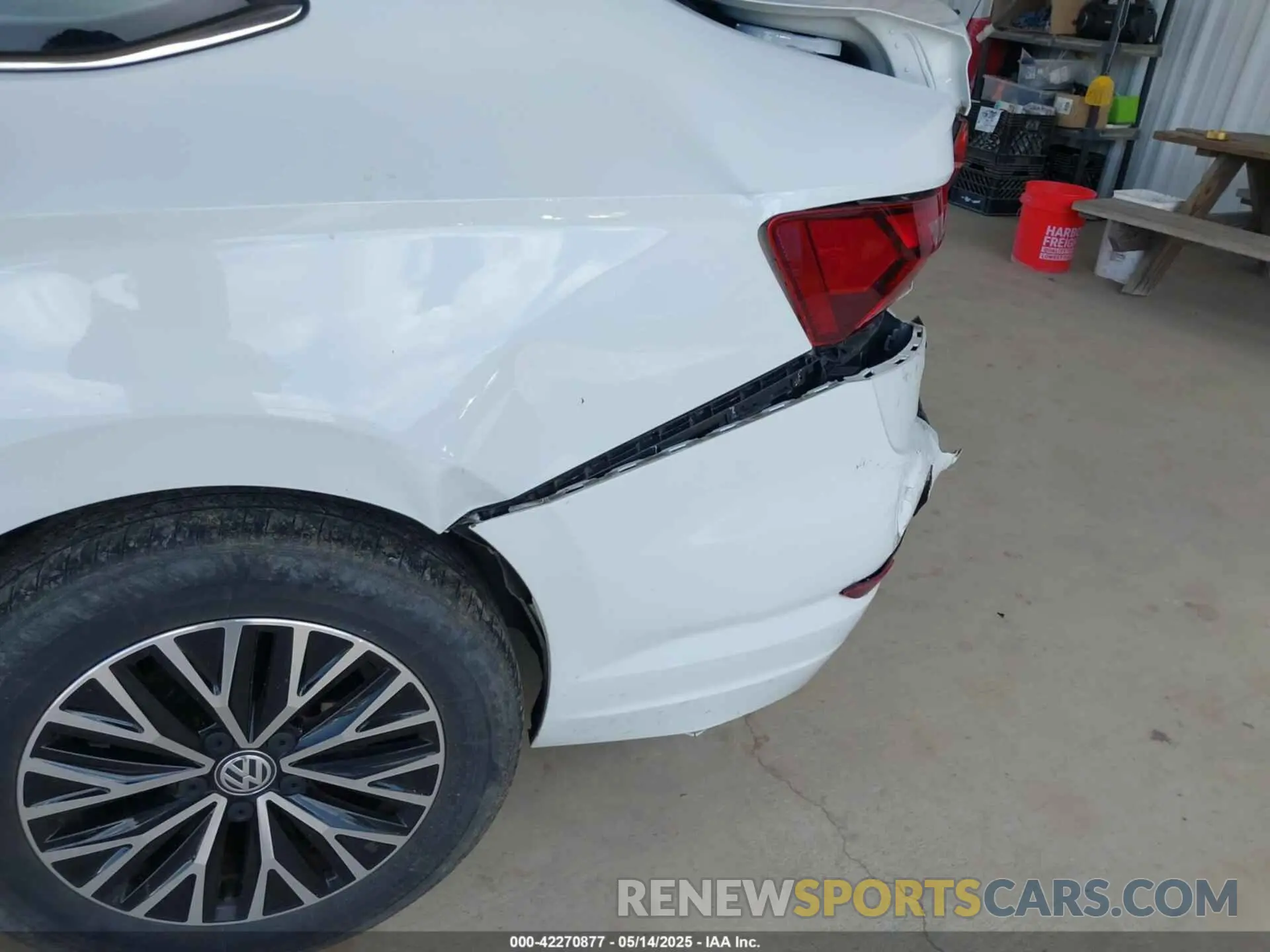 6 Photograph of a damaged car 3VWC57BU0MM013922 VOLKSWAGEN JETTA 2021
