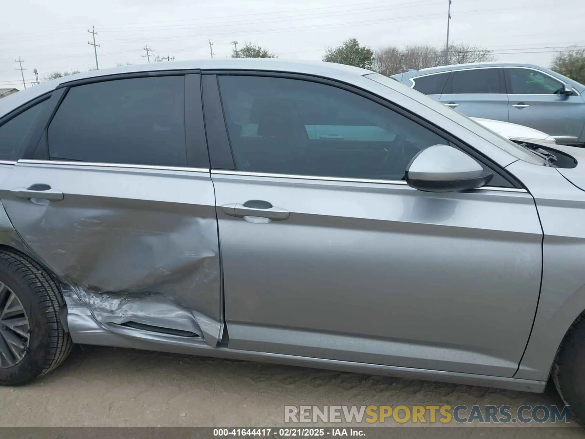 13 Photograph of a damaged car 3VWC57BU0MM018103 VOLKSWAGEN JETTA 2021