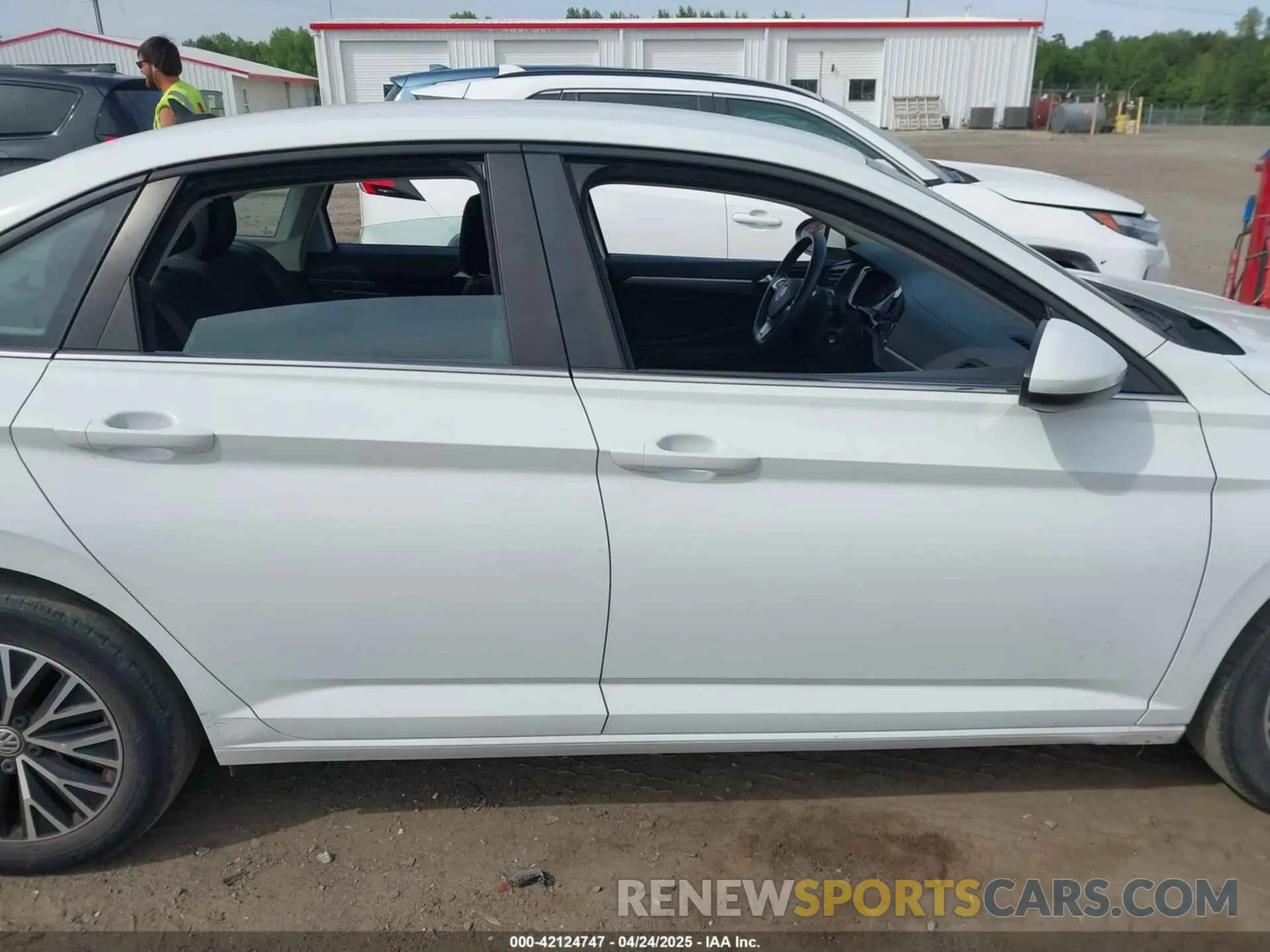 13 Photograph of a damaged car 3VWC57BU0MM021874 VOLKSWAGEN JETTA 2021