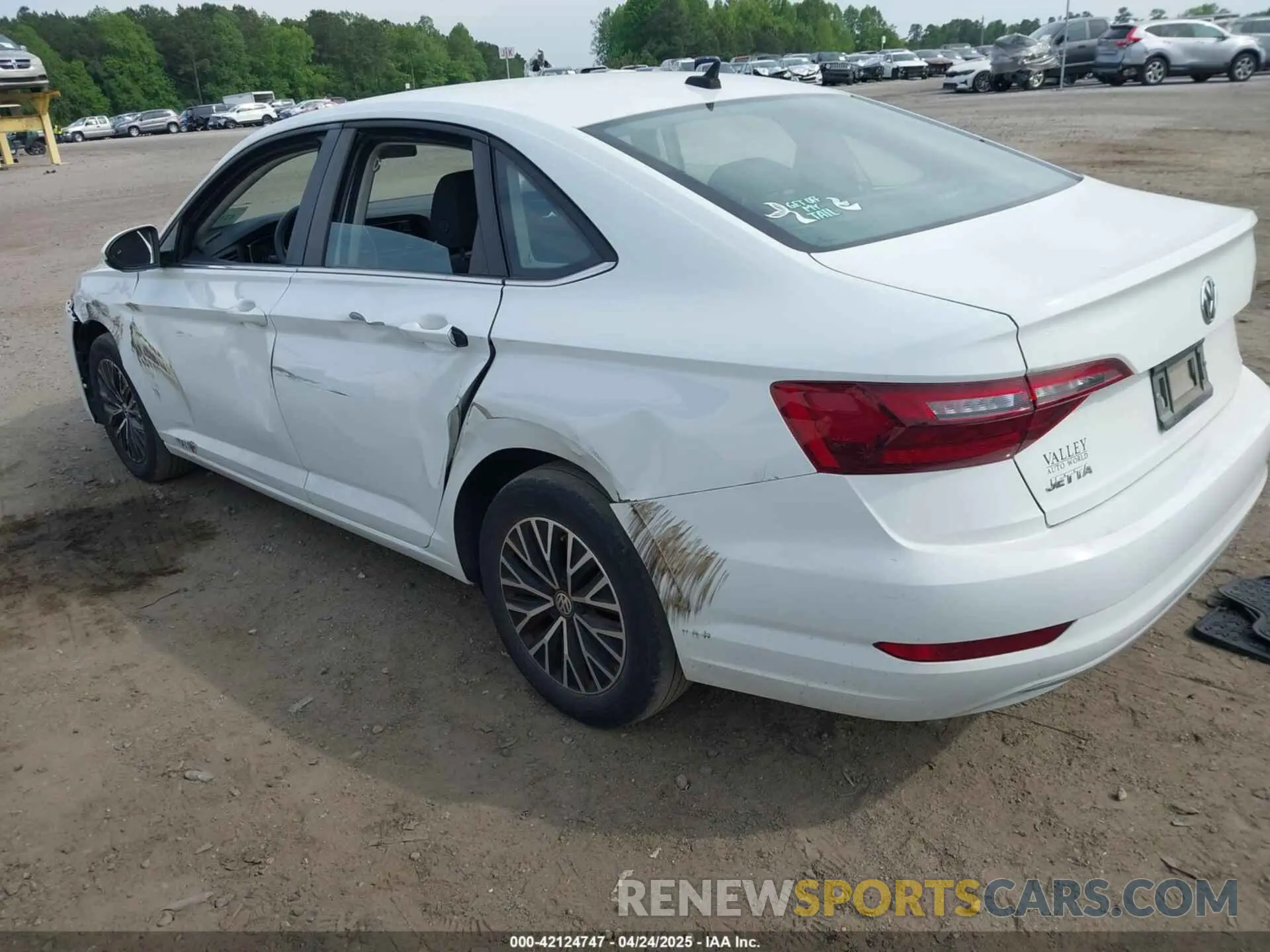 3 Photograph of a damaged car 3VWC57BU0MM021874 VOLKSWAGEN JETTA 2021
