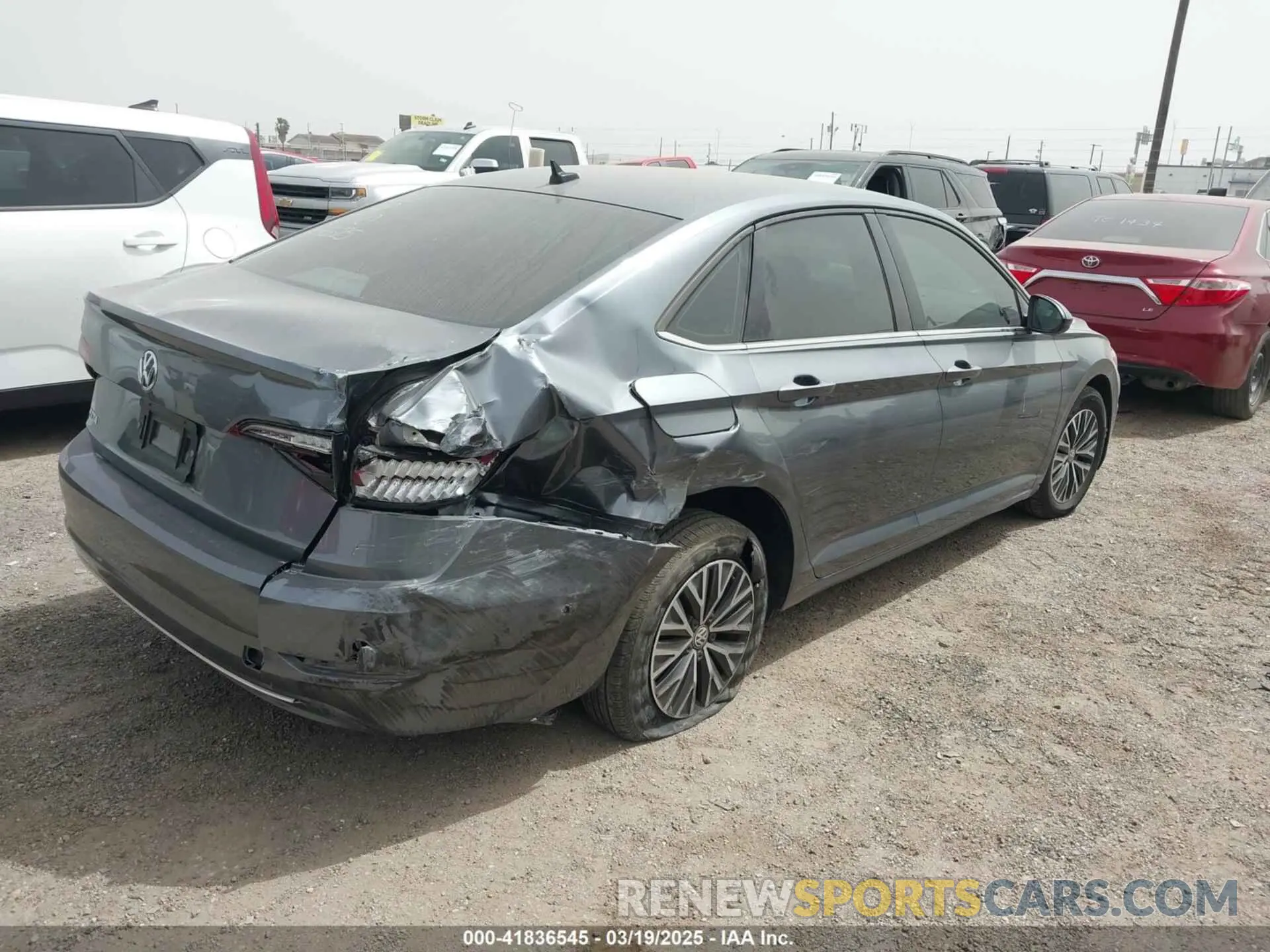 4 Photograph of a damaged car 3VWC57BU0MM032910 VOLKSWAGEN JETTA 2021