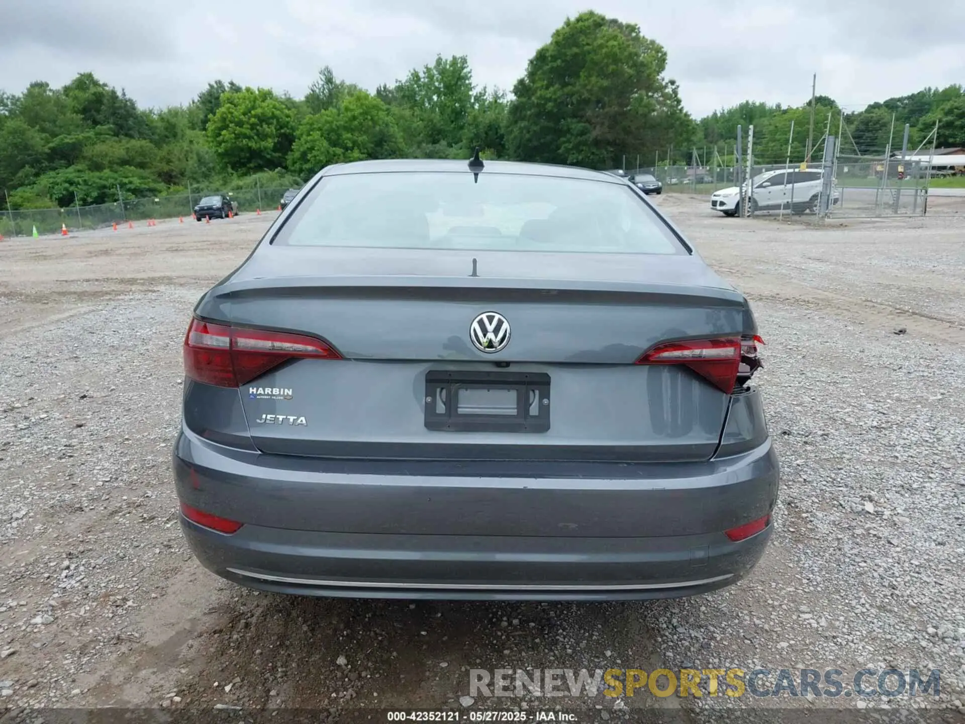 17 Photograph of a damaged car 3VWC57BU0MM039209 VOLKSWAGEN JETTA 2021