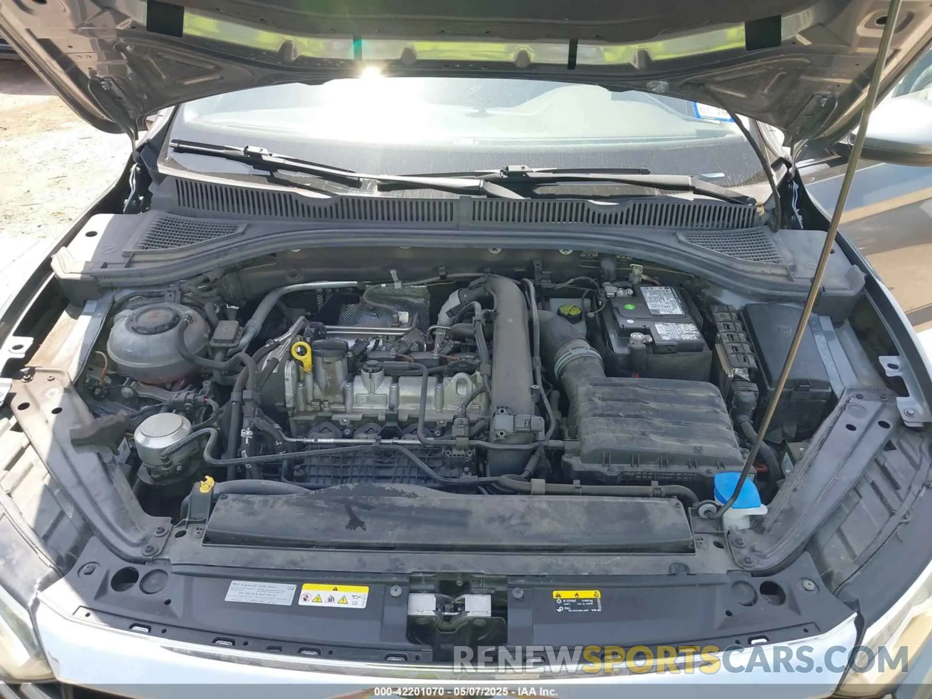 10 Photograph of a damaged car 3VWC57BU0MM098146 VOLKSWAGEN JETTA 2021
