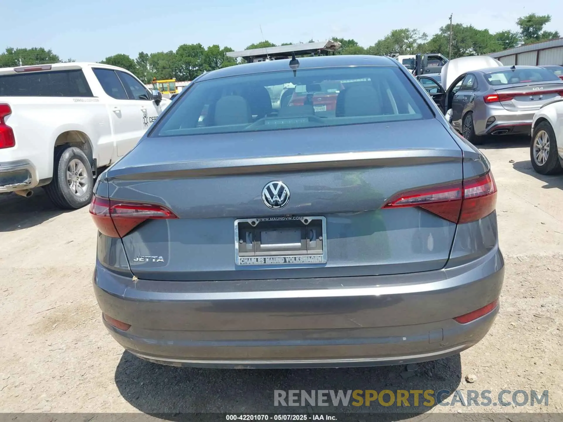 15 Photograph of a damaged car 3VWC57BU0MM098146 VOLKSWAGEN JETTA 2021