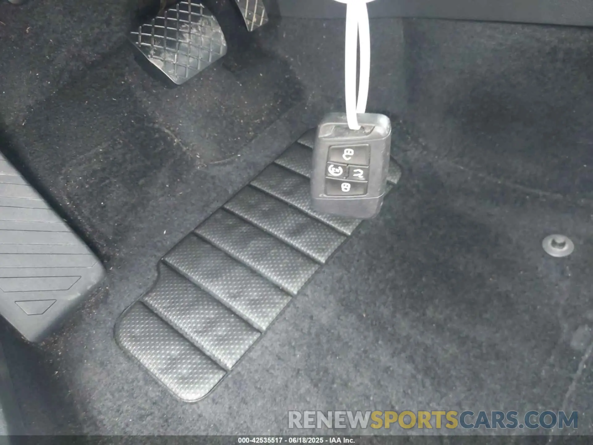 11 Photograph of a damaged car 3VWC57BU0MM103524 VOLKSWAGEN JETTA 2021