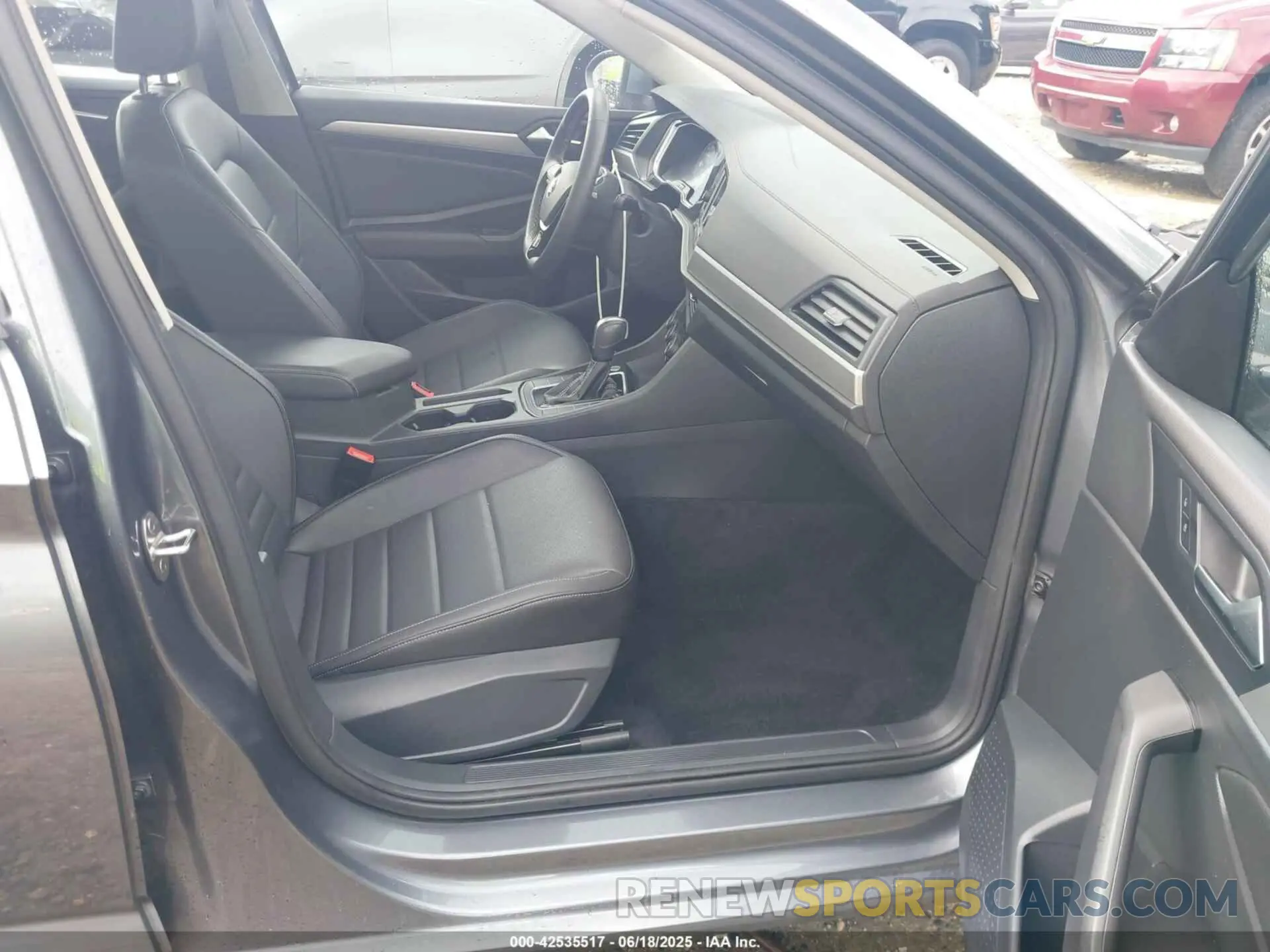 5 Photograph of a damaged car 3VWC57BU0MM103524 VOLKSWAGEN JETTA 2021