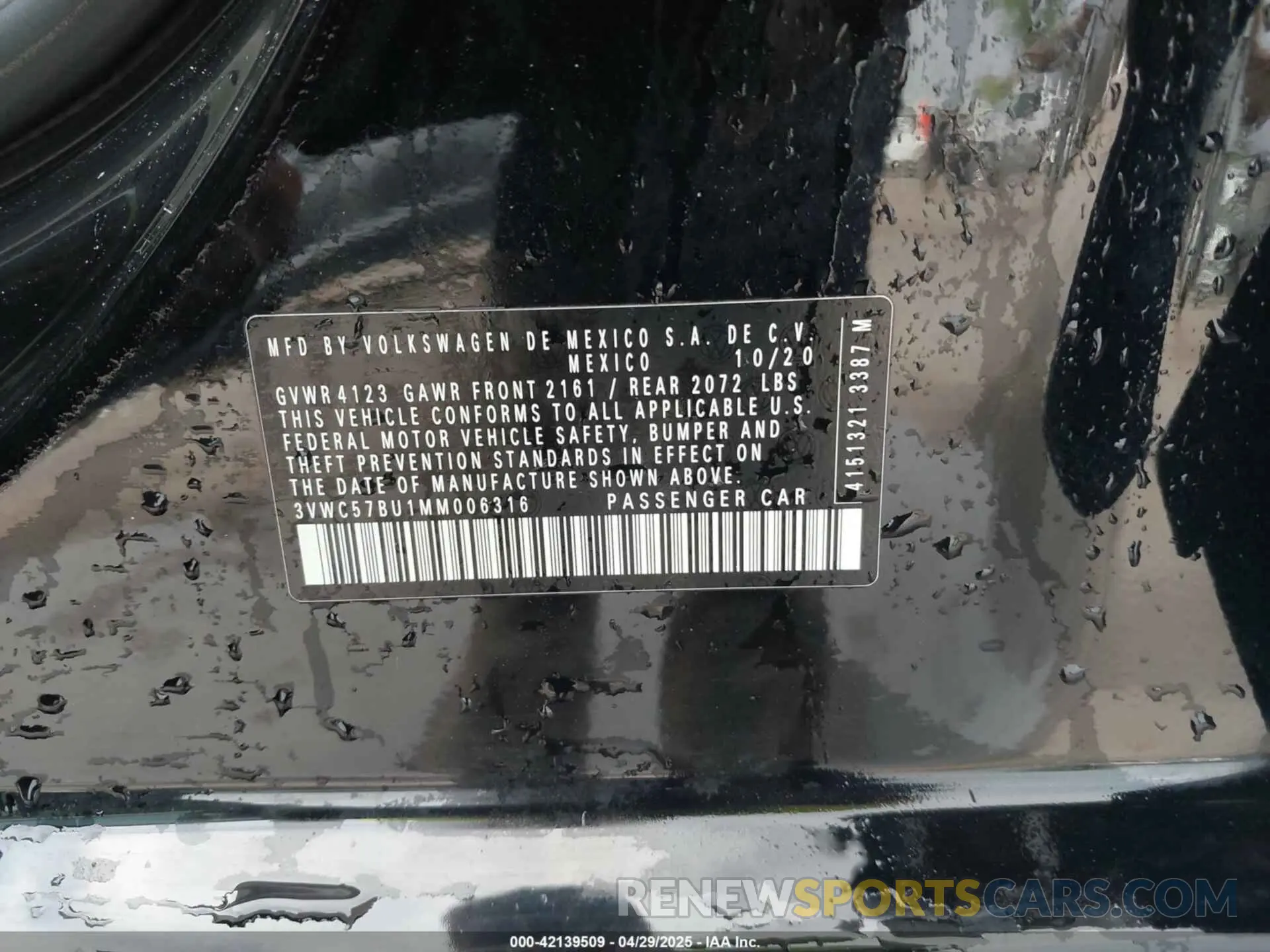 9 Photograph of a damaged car 3VWC57BU1MM006316 VOLKSWAGEN JETTA 2021