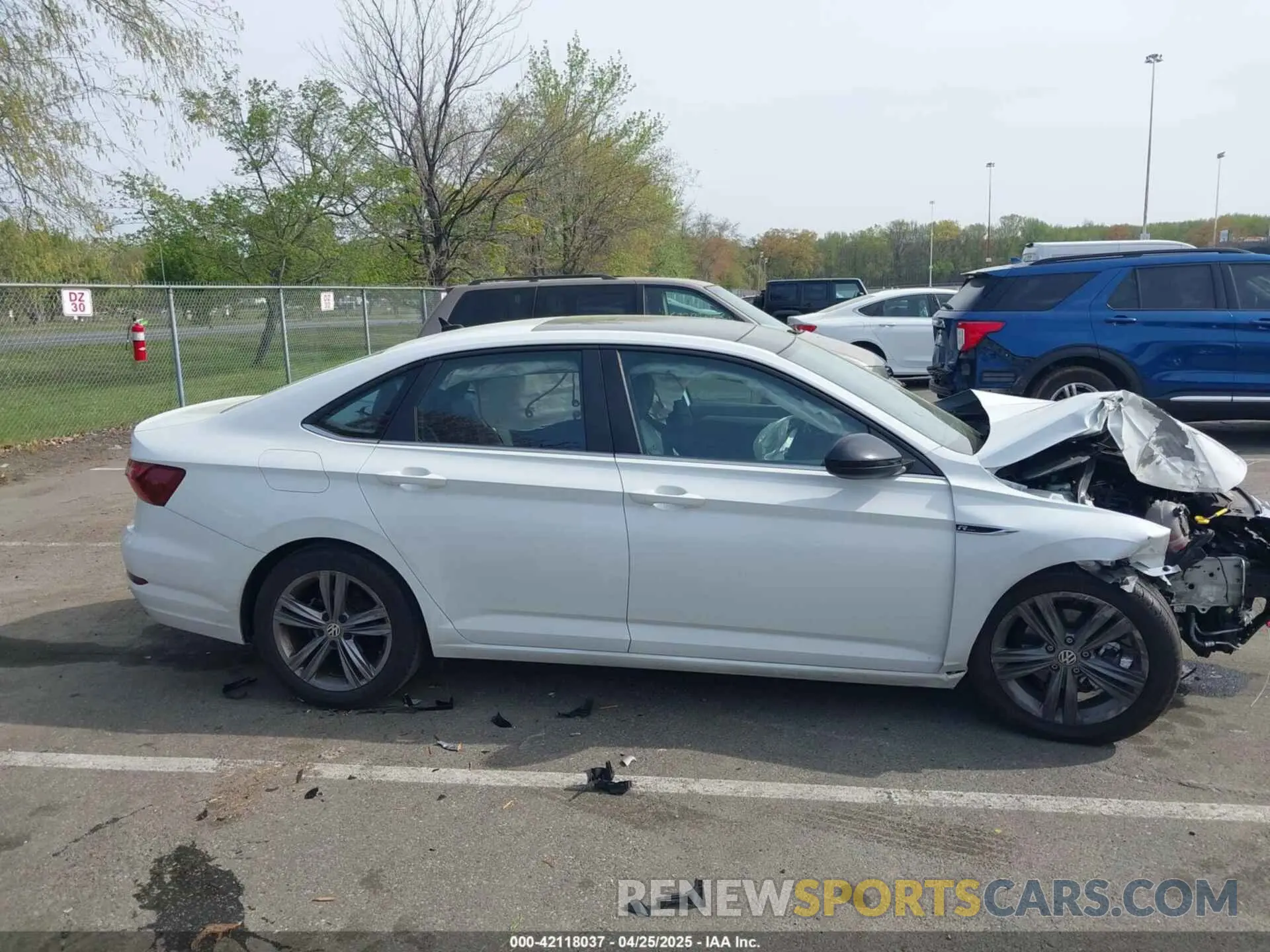 13 Photograph of a damaged car 3VWC57BU1MM007417 VOLKSWAGEN JETTA 2021