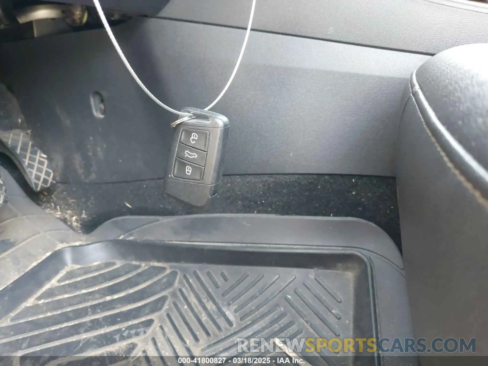 11 Photograph of a damaged car 3VWC57BU1MM007854 VOLKSWAGEN JETTA 2021