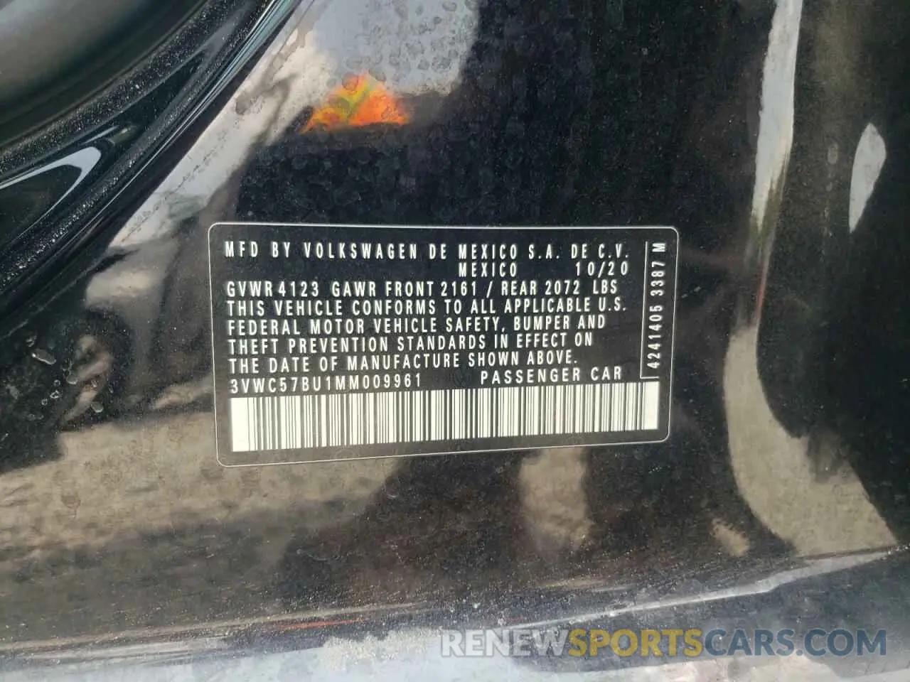 12 Photograph of a damaged car 3VWC57BU1MM009961 VOLKSWAGEN JETTA 2021