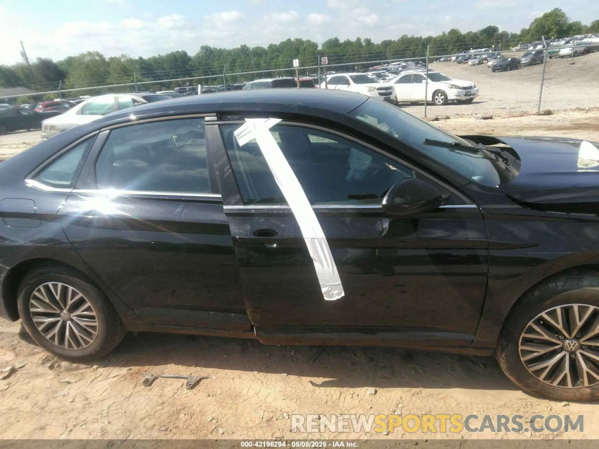 13 Photograph of a damaged car 3VWC57BU1MM038232 VOLKSWAGEN JETTA 2021