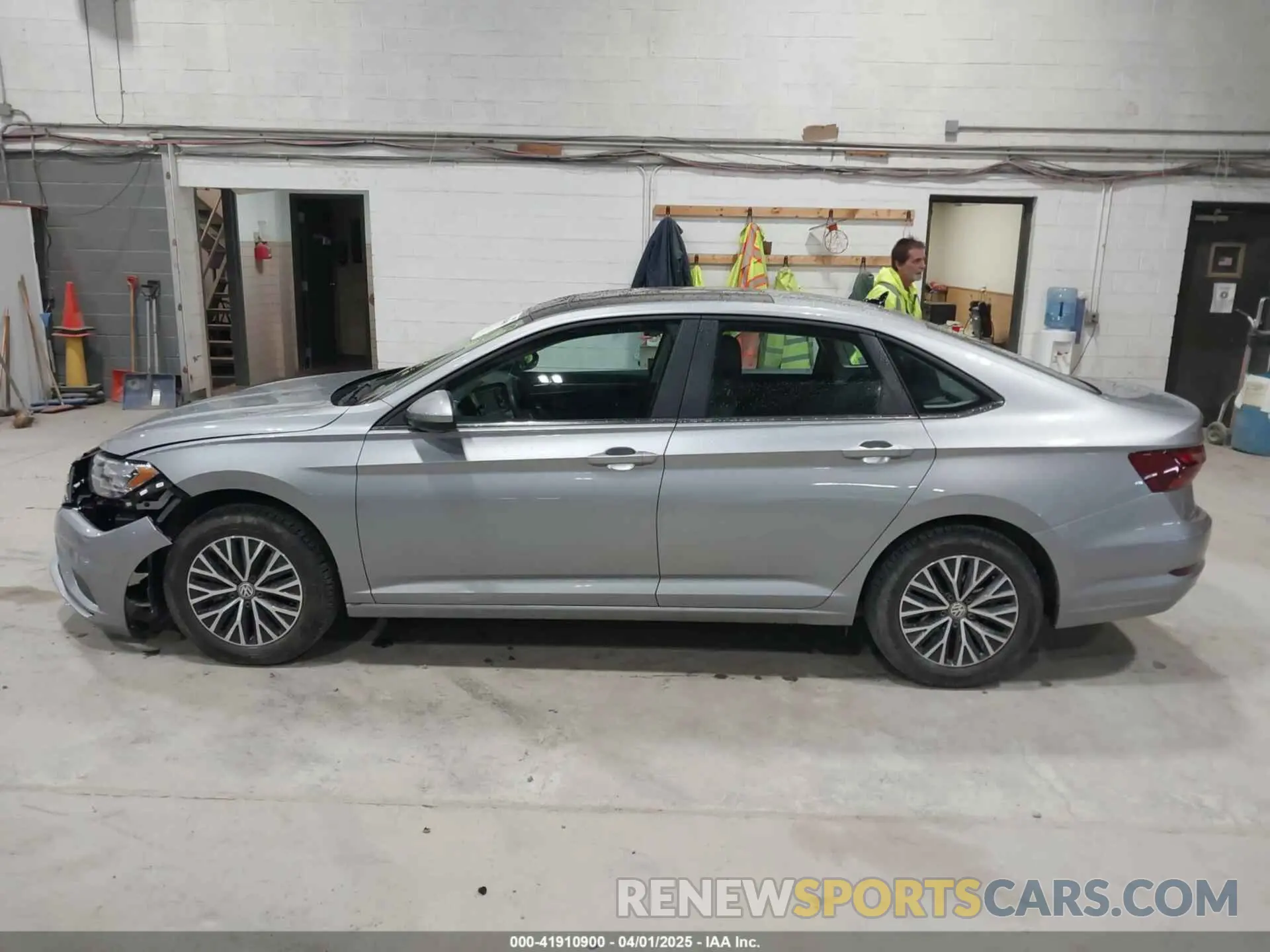 14 Photograph of a damaged car 3VWC57BU1MM052003 VOLKSWAGEN JETTA 2021