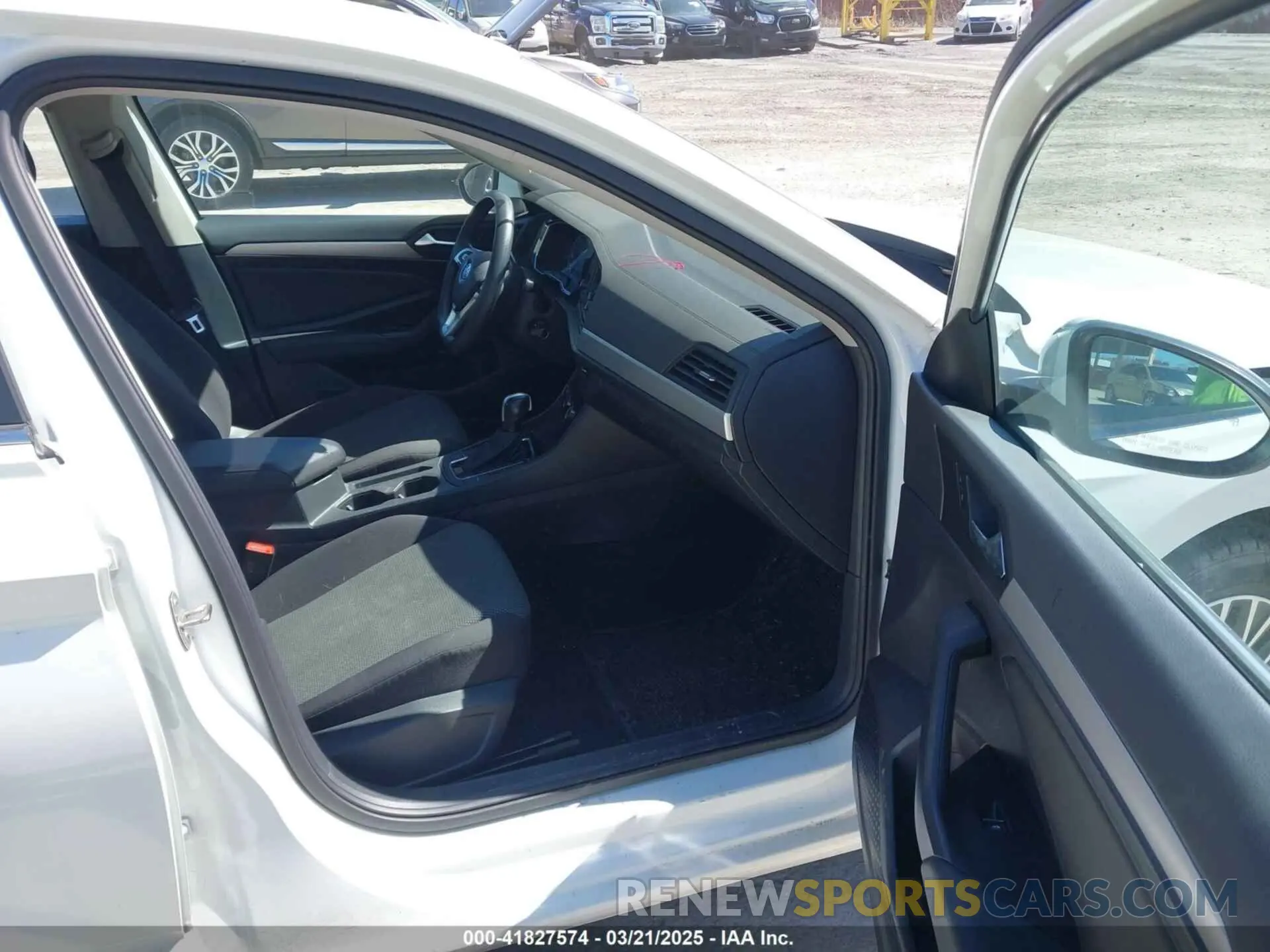 5 Photograph of a damaged car 3VWC57BU1MM070274 VOLKSWAGEN JETTA 2021