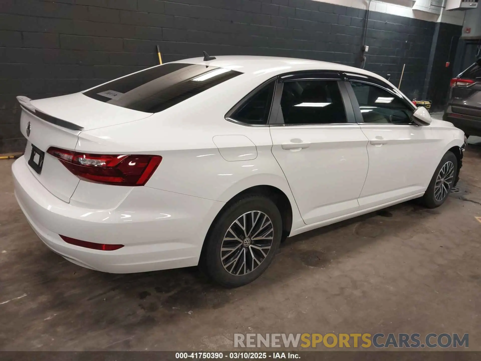 4 Photograph of a damaged car 3VWC57BU2MM012285 VOLKSWAGEN JETTA 2021