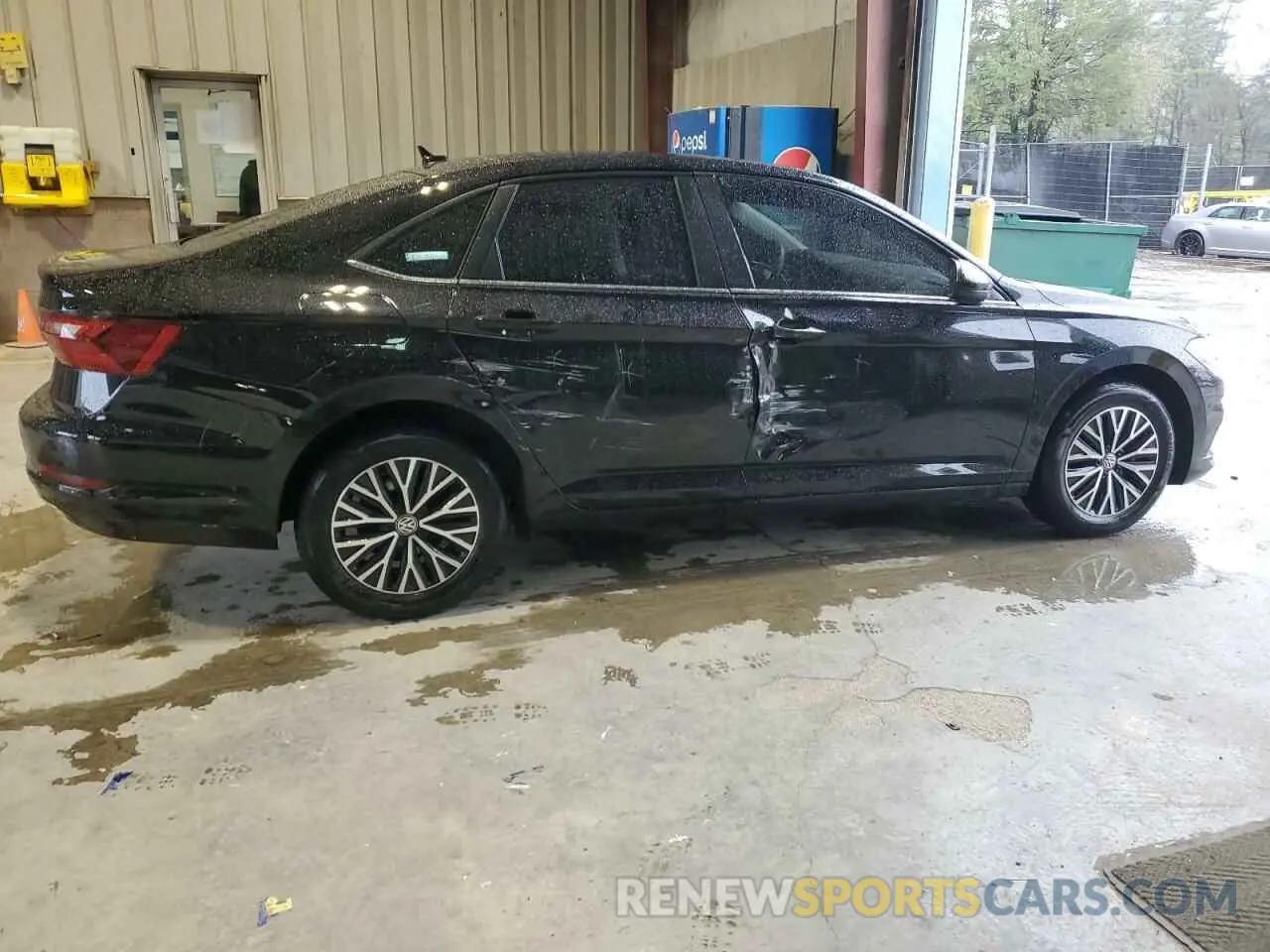 3 Photograph of a damaged car 3VWC57BU2MM012917 VOLKSWAGEN JETTA 2021