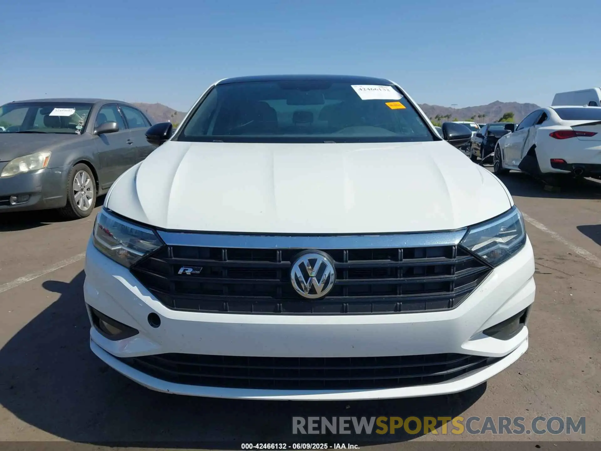 12 Photograph of a damaged car 3VWC57BU2MM028602 VOLKSWAGEN JETTA 2021