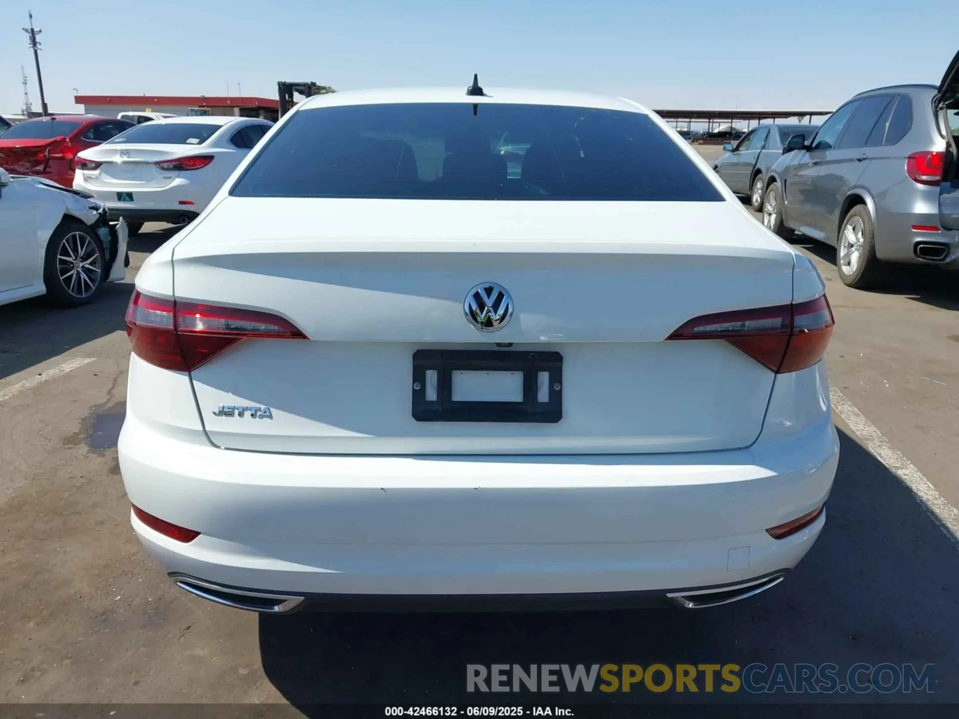 16 Photograph of a damaged car 3VWC57BU2MM028602 VOLKSWAGEN JETTA 2021
