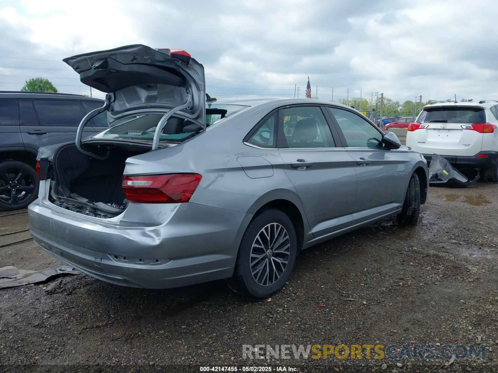 4 Photograph of a damaged car 3VWC57BU2MM061163 VOLKSWAGEN JETTA 2021