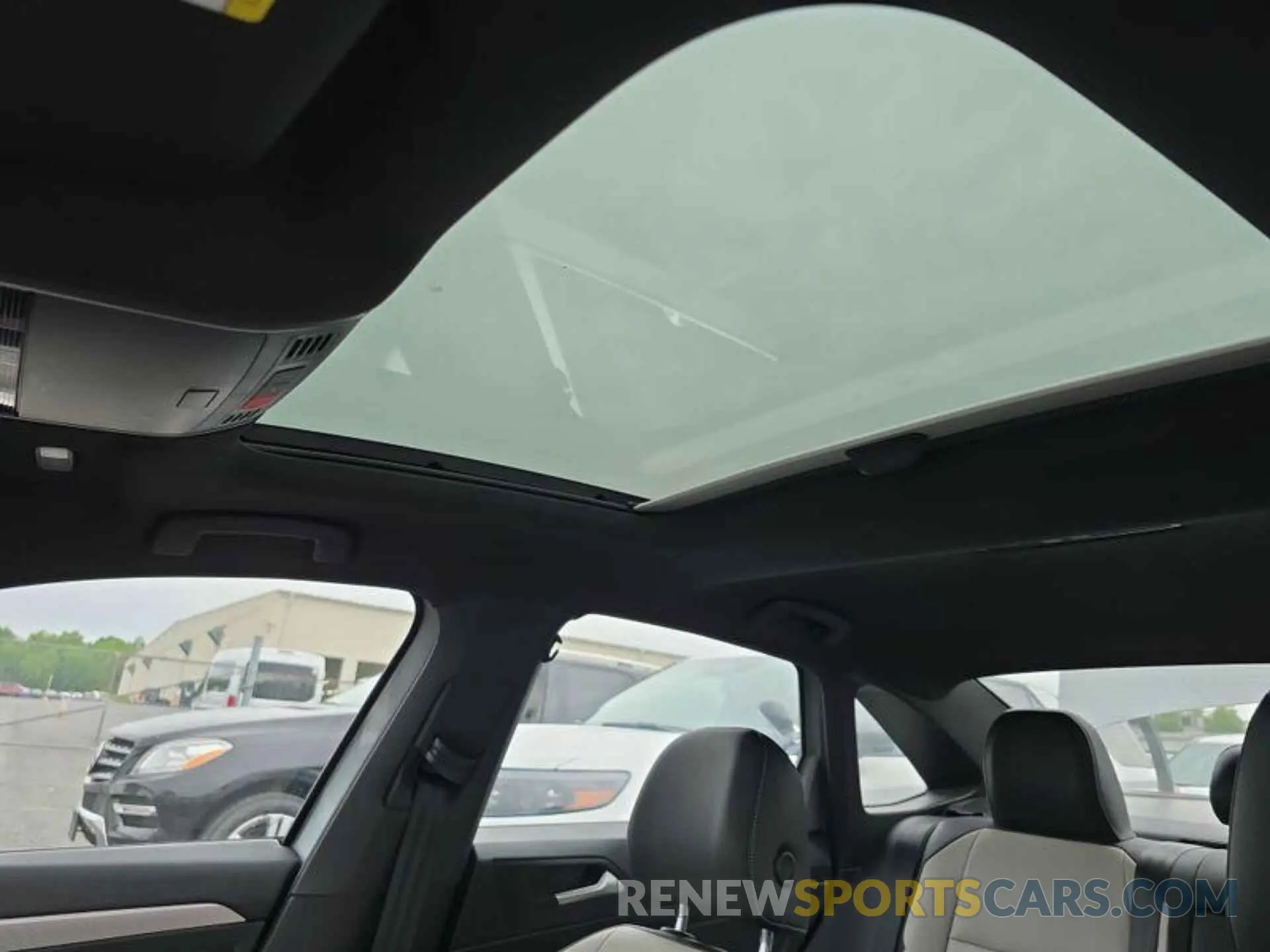 17 Photograph of a damaged car 3VWC57BU2MM082658 VOLKSWAGEN JETTA 2021