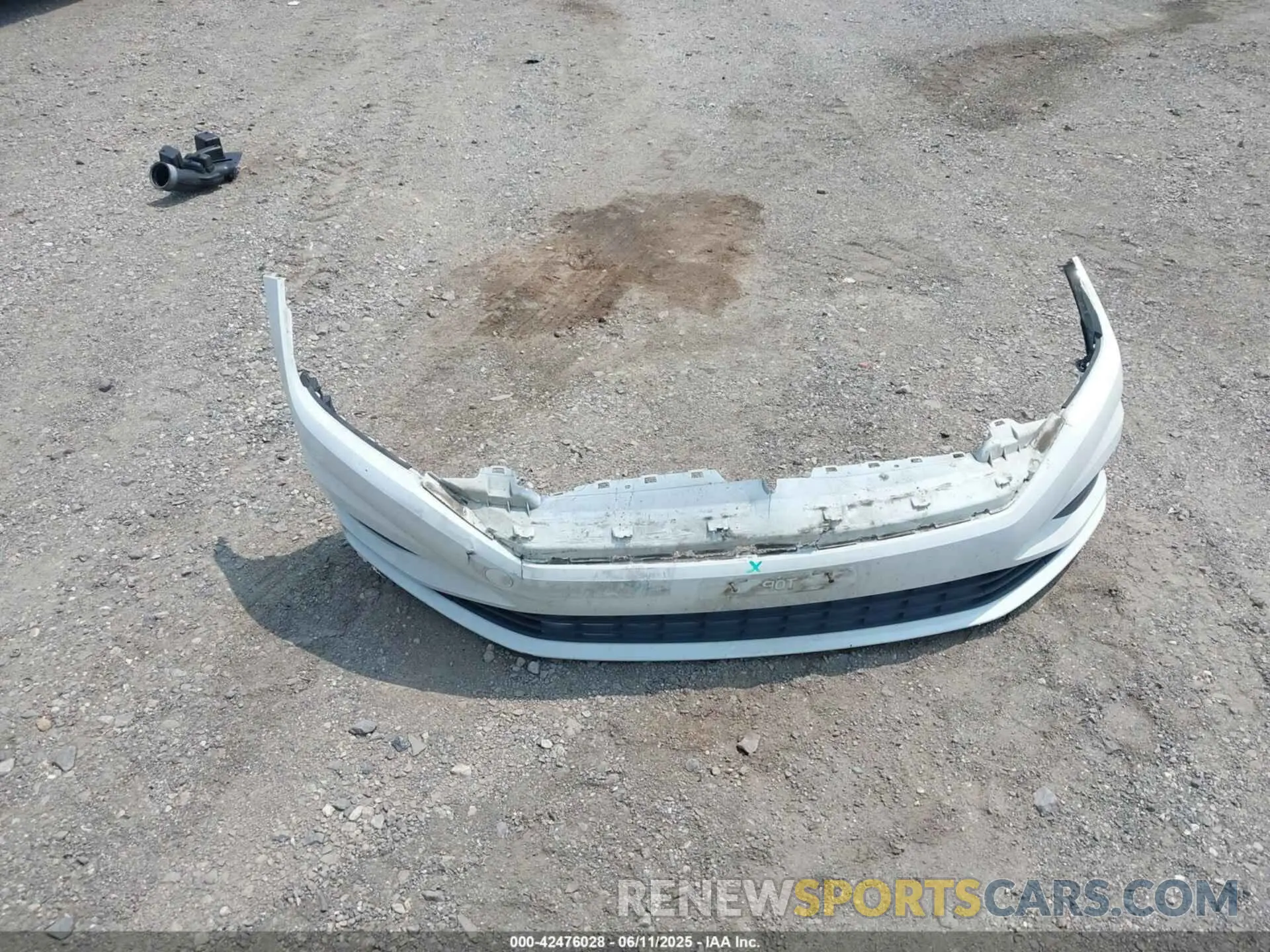 12 Photograph of a damaged car 3VWC57BU3MM027507 VOLKSWAGEN JETTA 2021