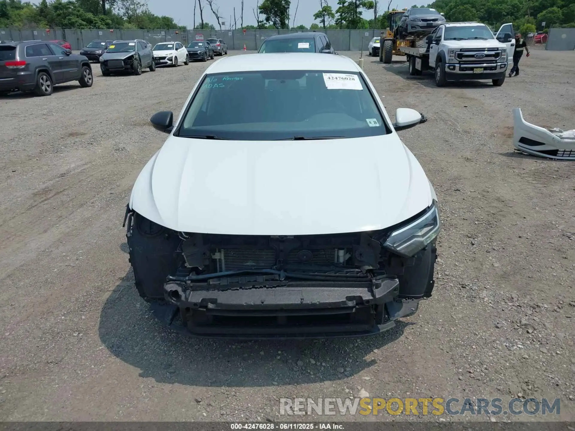 13 Photograph of a damaged car 3VWC57BU3MM027507 VOLKSWAGEN JETTA 2021