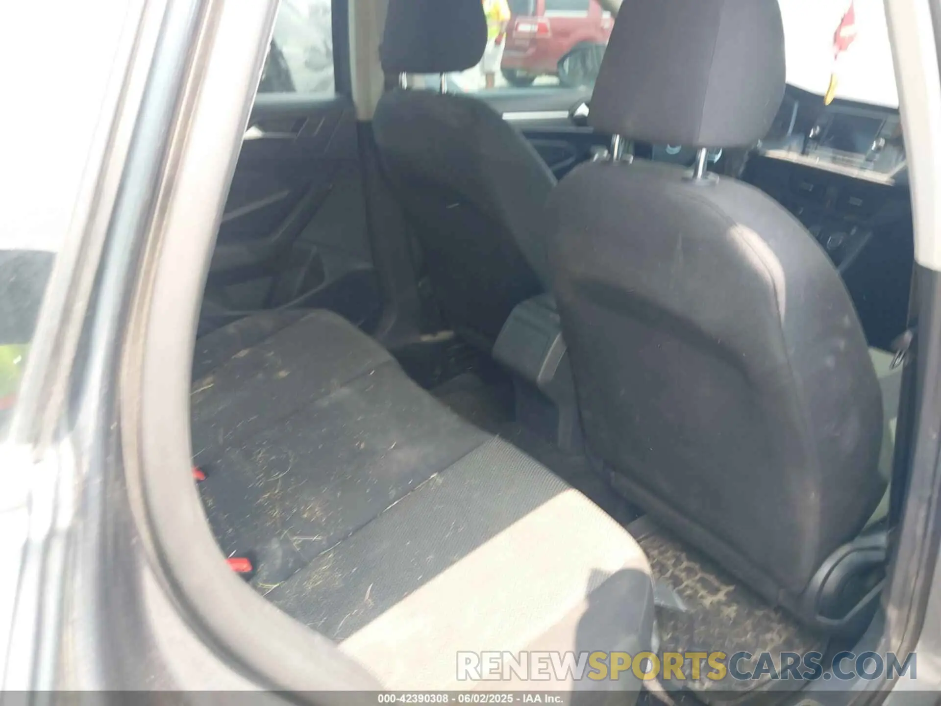 8 Photograph of a damaged car 3VWC57BU3MM063360 VOLKSWAGEN JETTA 2021