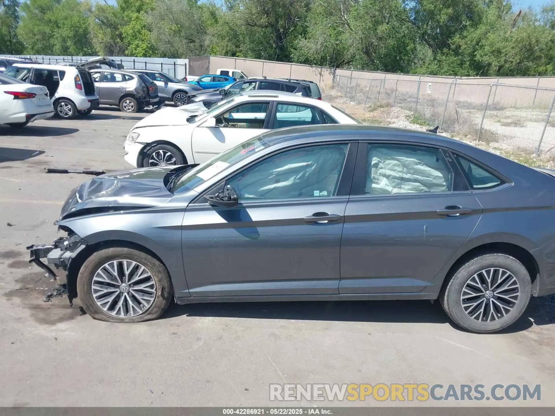 15 Photograph of a damaged car 3VWC57BU3MM065769 VOLKSWAGEN JETTA 2021
