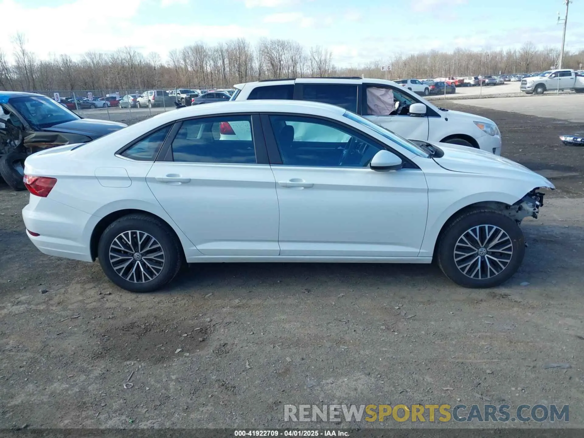 13 Photograph of a damaged car 3VWC57BU3MM071832 VOLKSWAGEN JETTA 2021