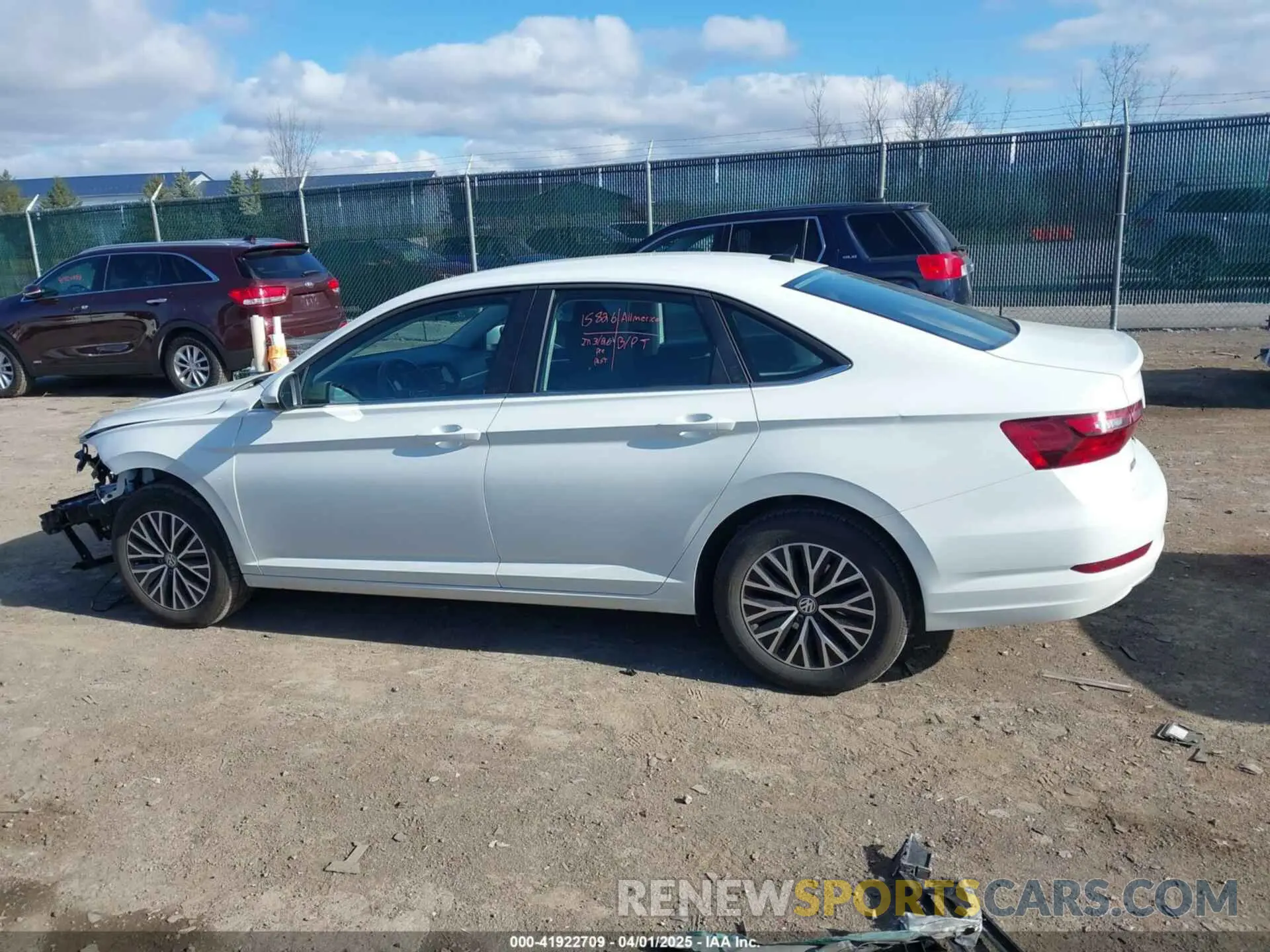 14 Photograph of a damaged car 3VWC57BU3MM071832 VOLKSWAGEN JETTA 2021