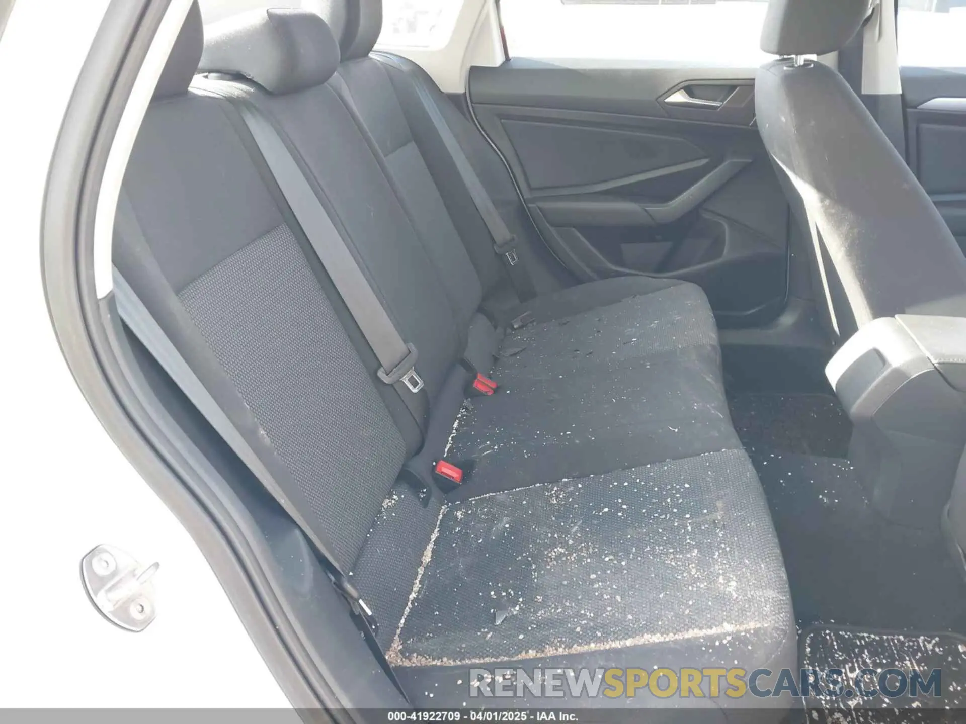 8 Photograph of a damaged car 3VWC57BU3MM071832 VOLKSWAGEN JETTA 2021