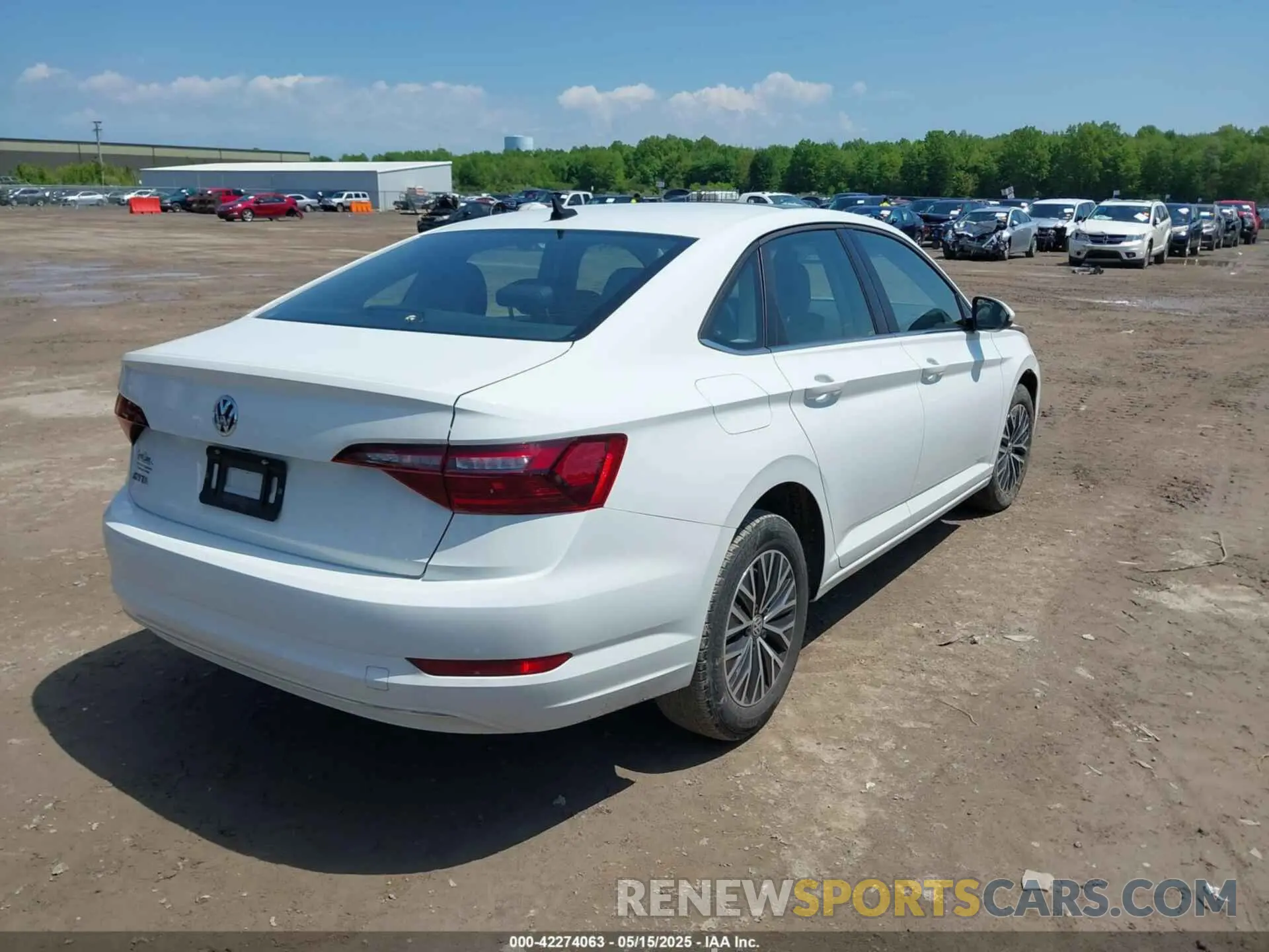 4 Photograph of a damaged car 3VWC57BU3MM079977 VOLKSWAGEN JETTA 2021
