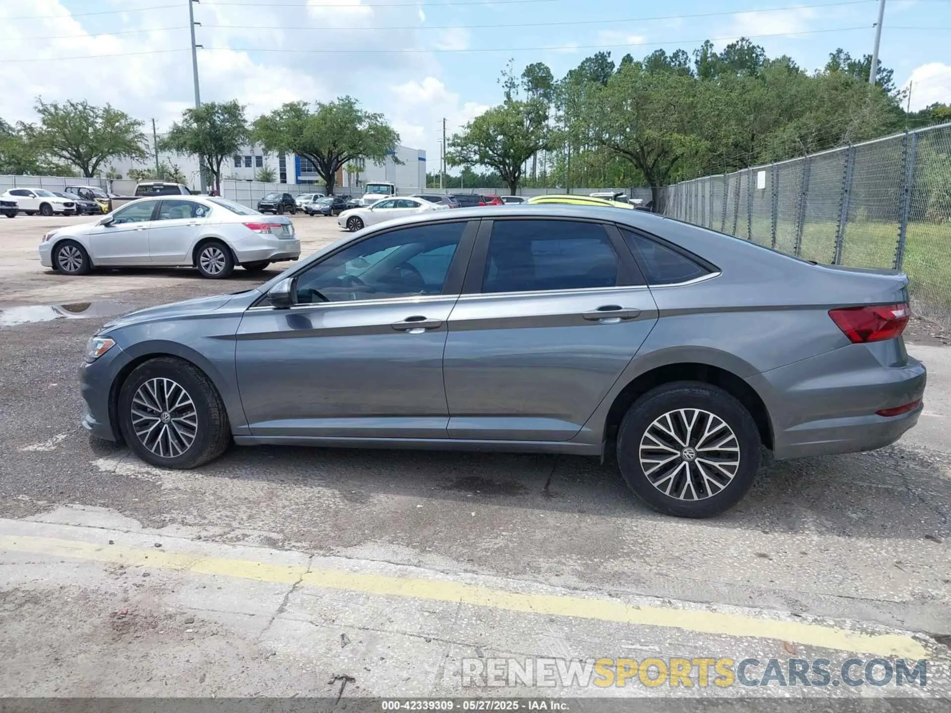 15 Photograph of a damaged car 3VWC57BU4MM009727 VOLKSWAGEN JETTA 2021