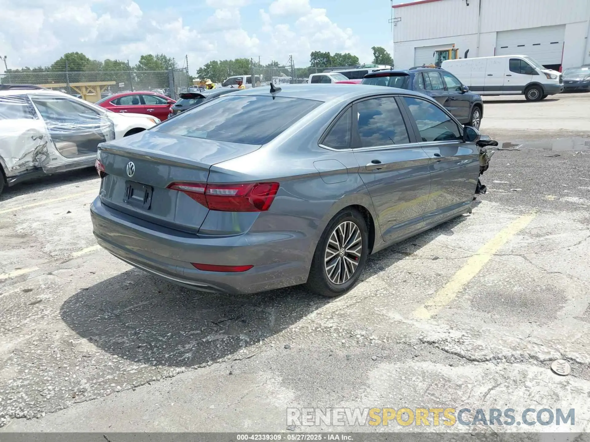 4 Photograph of a damaged car 3VWC57BU4MM009727 VOLKSWAGEN JETTA 2021