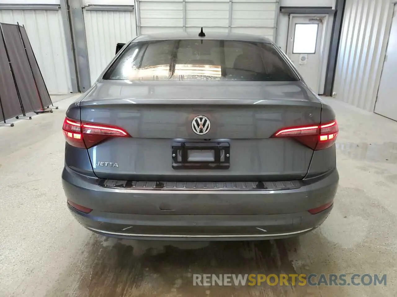 6 Photograph of a damaged car 3VWC57BU4MM040671 VOLKSWAGEN JETTA 2021