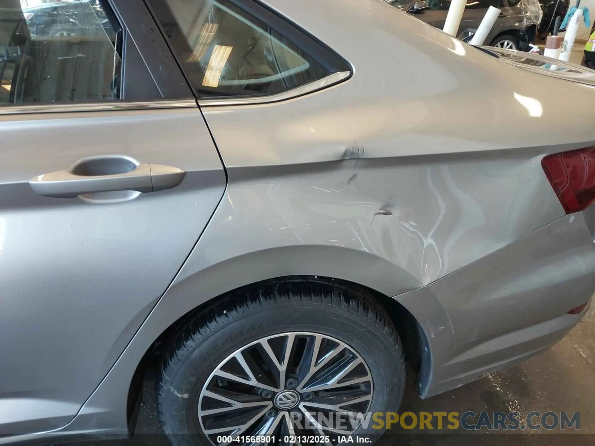16 Photograph of a damaged car 3VWC57BU4MM079535 VOLKSWAGEN JETTA 2021