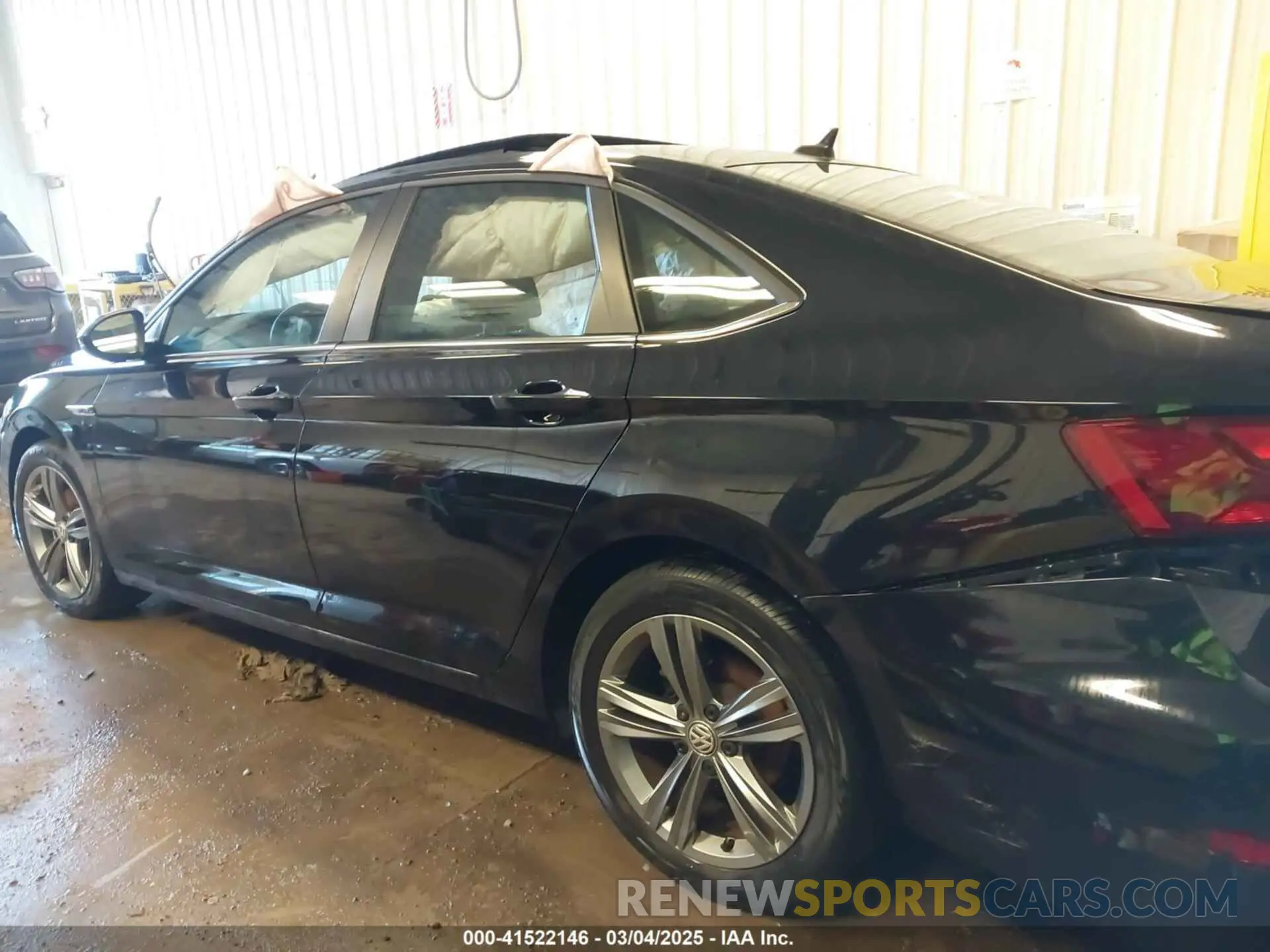 15 Photograph of a damaged car 3VWC57BU4MM087246 VOLKSWAGEN JETTA 2021