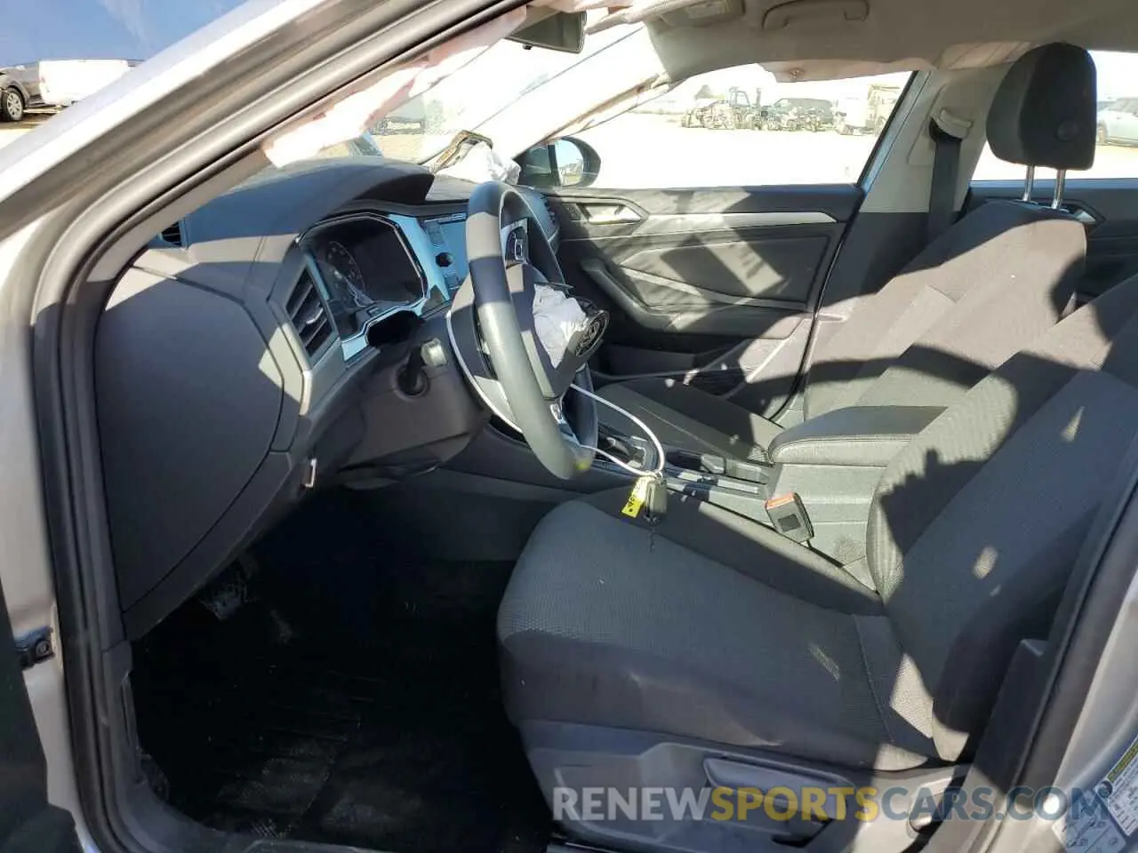 7 Photograph of a damaged car 3VWC57BU4MM098392 VOLKSWAGEN JETTA 2021