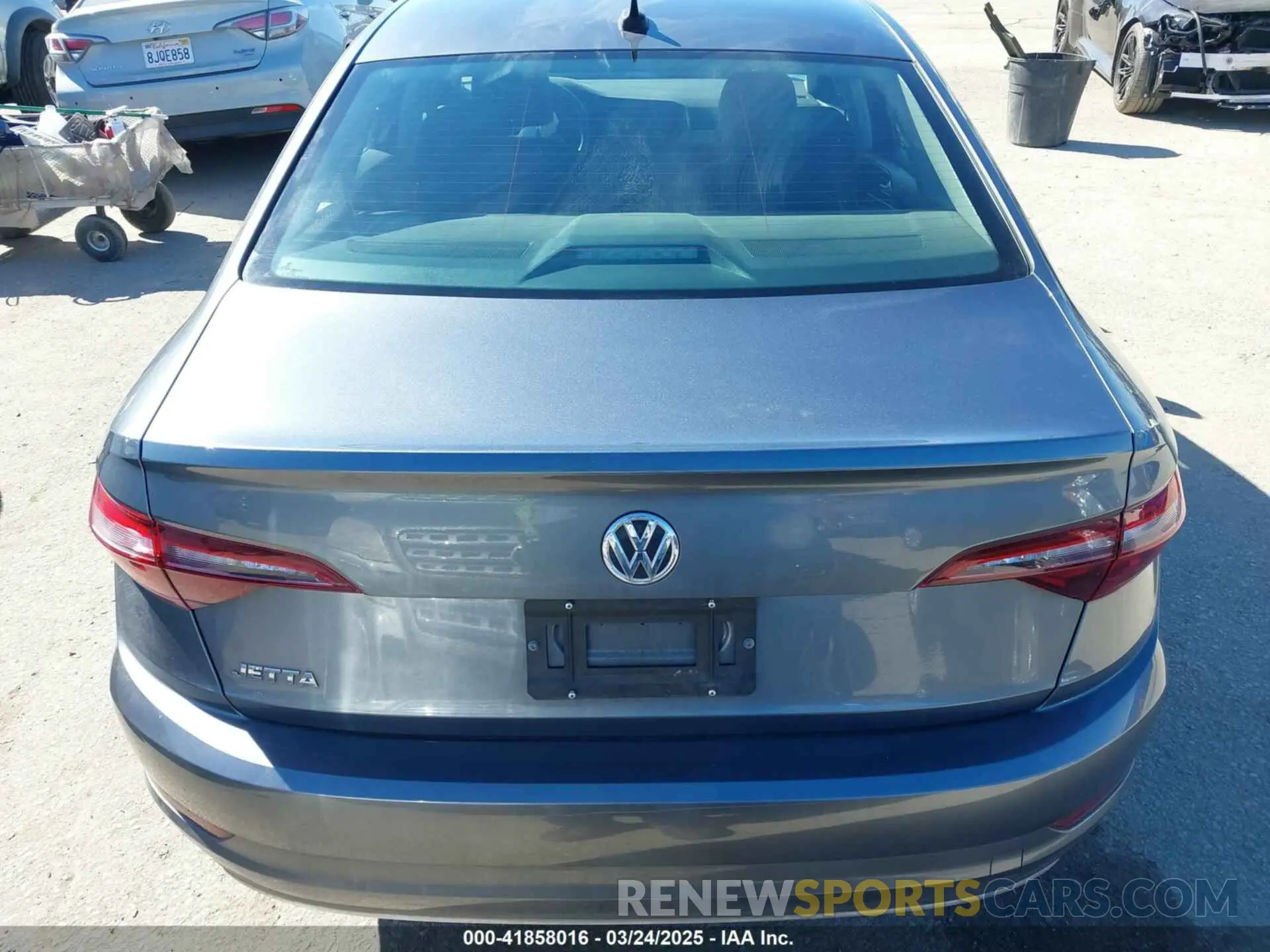 15 Photograph of a damaged car 3VWC57BU4MM104501 VOLKSWAGEN JETTA 2021