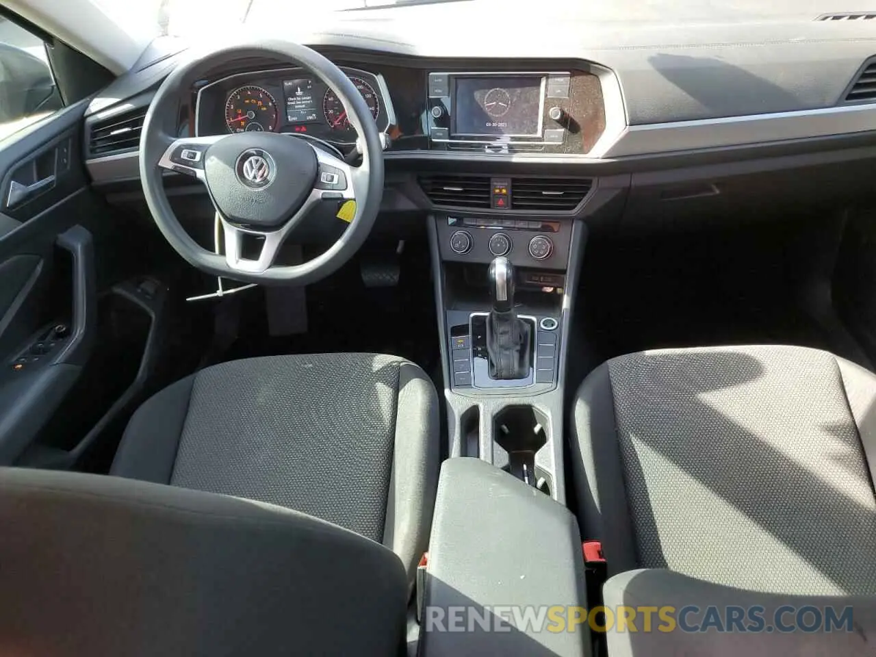 8 Photograph of a damaged car 3VWC57BU5MM009963 VOLKSWAGEN JETTA 2021