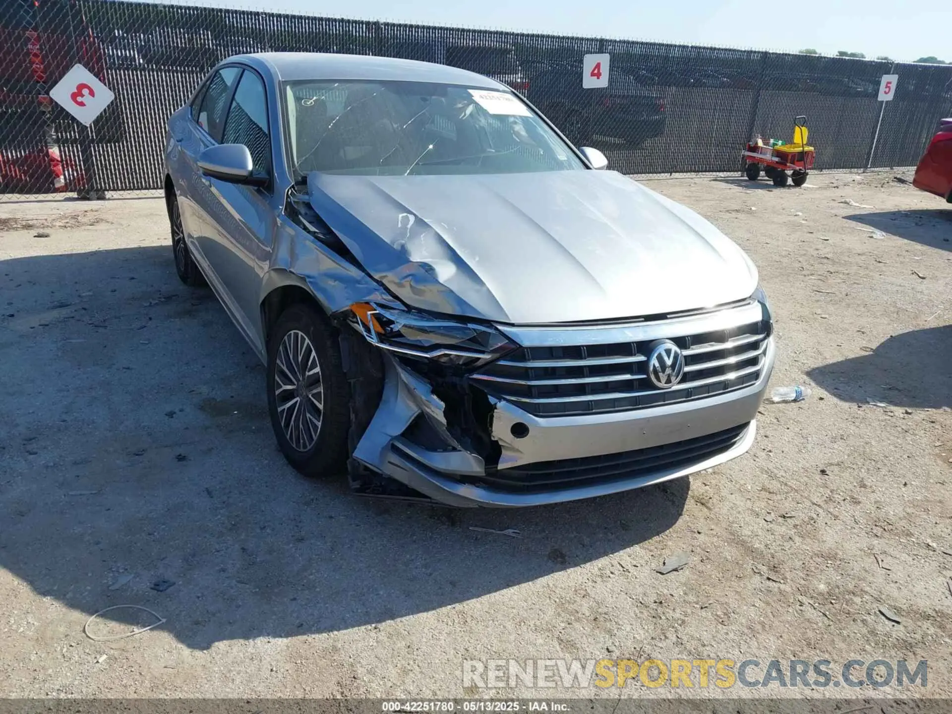 1 Photograph of a damaged car 3VWC57BU5MM055552 VOLKSWAGEN JETTA 2021