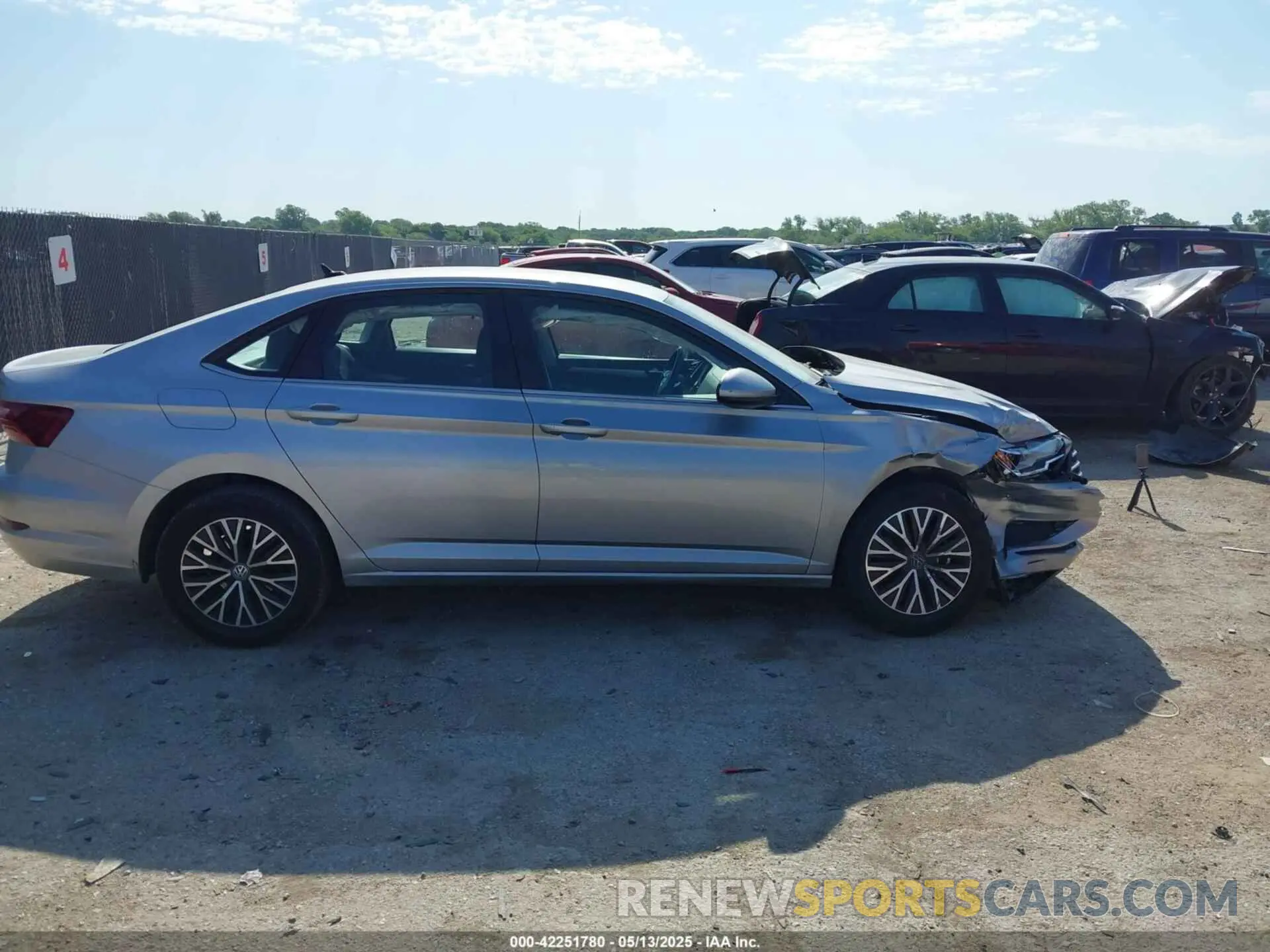 13 Photograph of a damaged car 3VWC57BU5MM055552 VOLKSWAGEN JETTA 2021