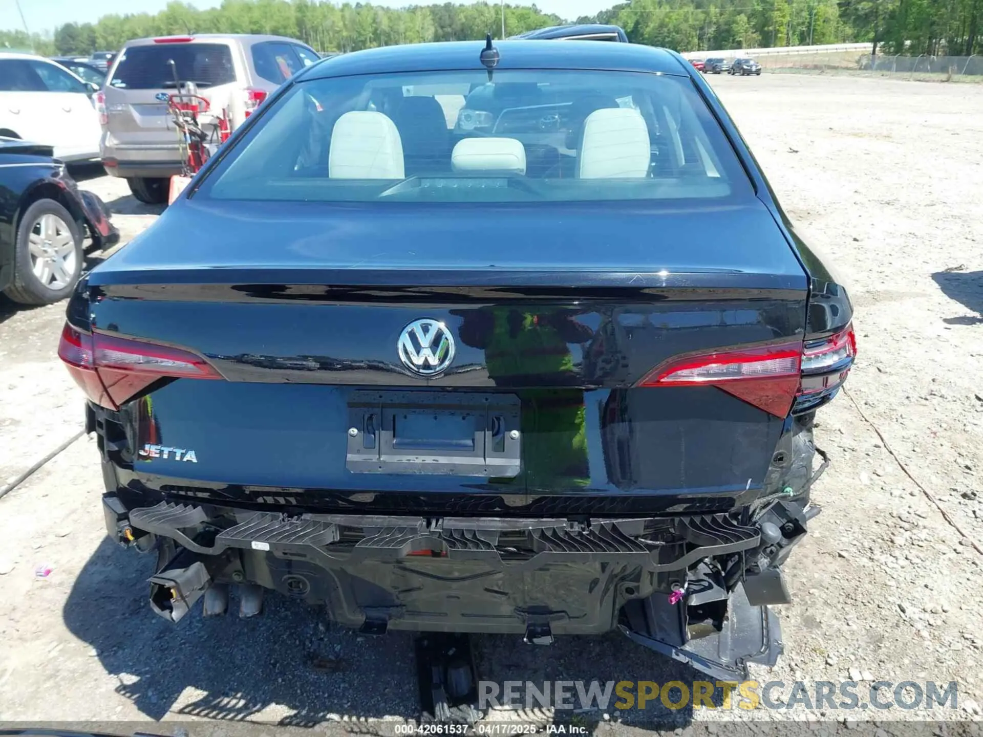 17 Photograph of a damaged car 3VWC57BU6MM000964 VOLKSWAGEN JETTA 2021